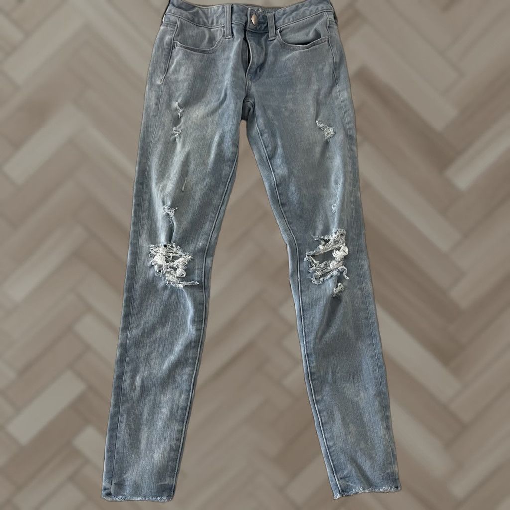 American Eagle Outfitters VINTAGE American Eagle 360 Super Stretch Distressed Skinny Denim Jeans Women's 2 Regular Blue Denim Stretch Jeans Women 2 Regular Size 26" / US 2 / IT 38 - 1 Thumbnail