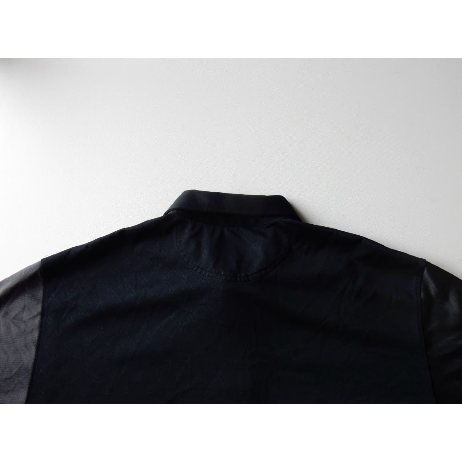 Vintage Greg Norman Men's Short Sleeve Button Front Shirt Size L Size US L / EU 52-54 / 3 - 4 Thumbnail