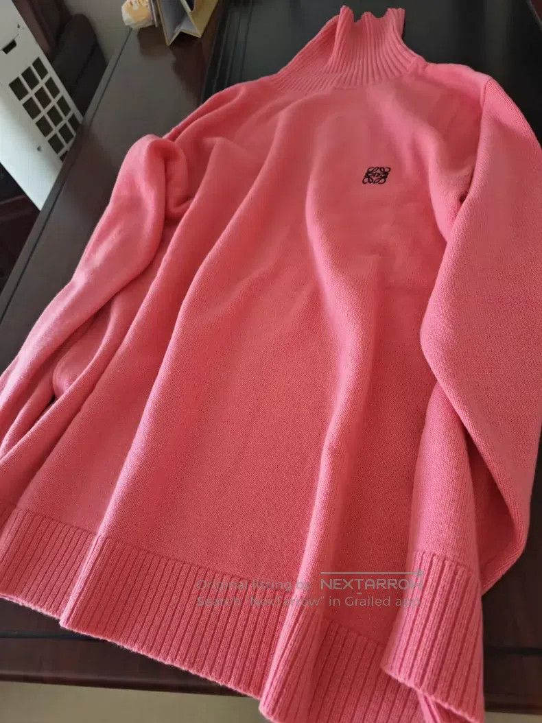 Loewe Loewe Pink high neck sweater, unisex, 100% wool material, Size US M / EU 48-50 / 2 - 4 Thumbnail