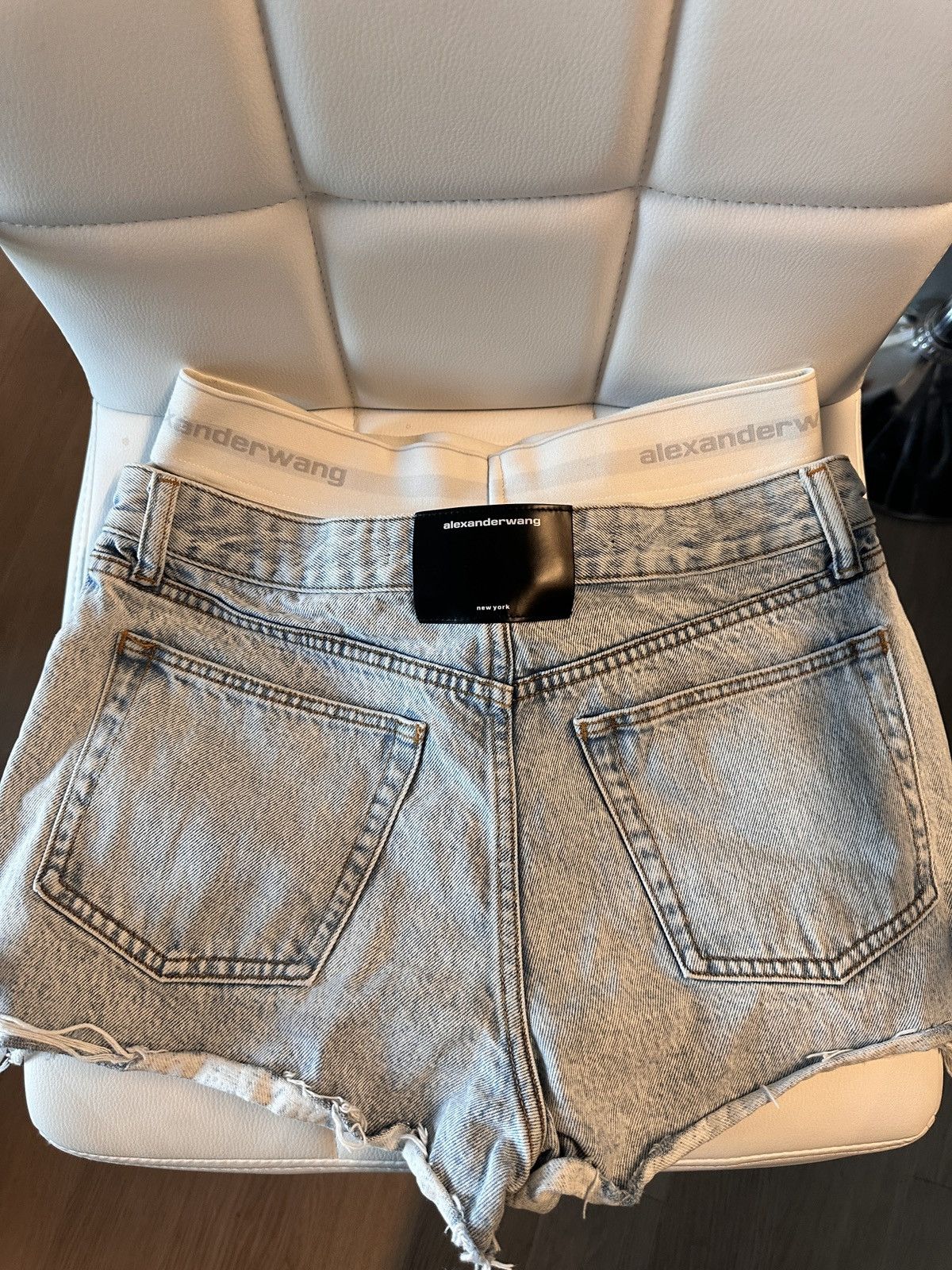 Alexander Wang ALEXANDER WANG Shorts Size 27" / US 4 / IT 40 - 2 Thumbnail