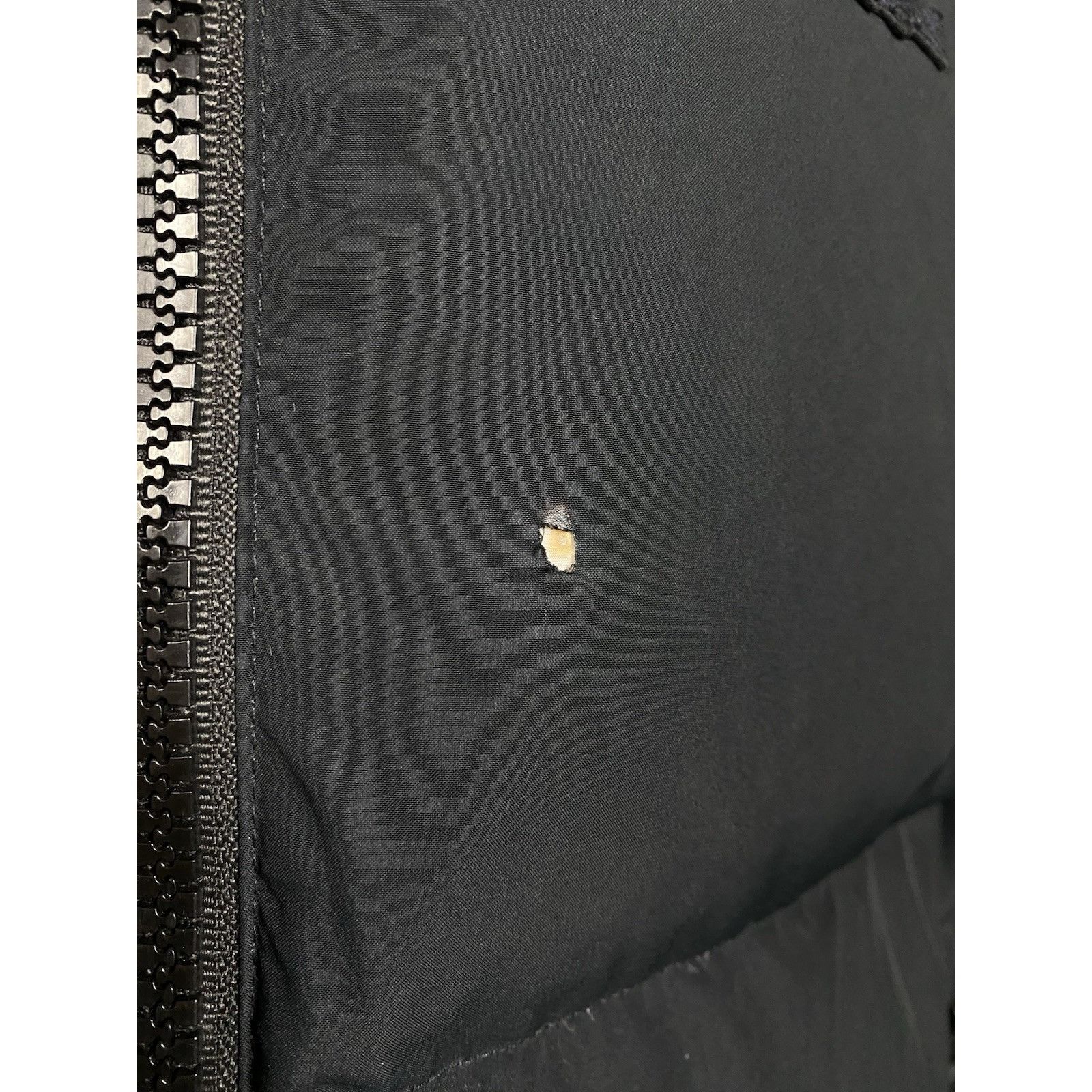 Lacoste Lacoste Big Logo Men's Black Down Insulated Puffer Jacket Si Size US XL / EU 56 / 4 - 12 Thumbnail