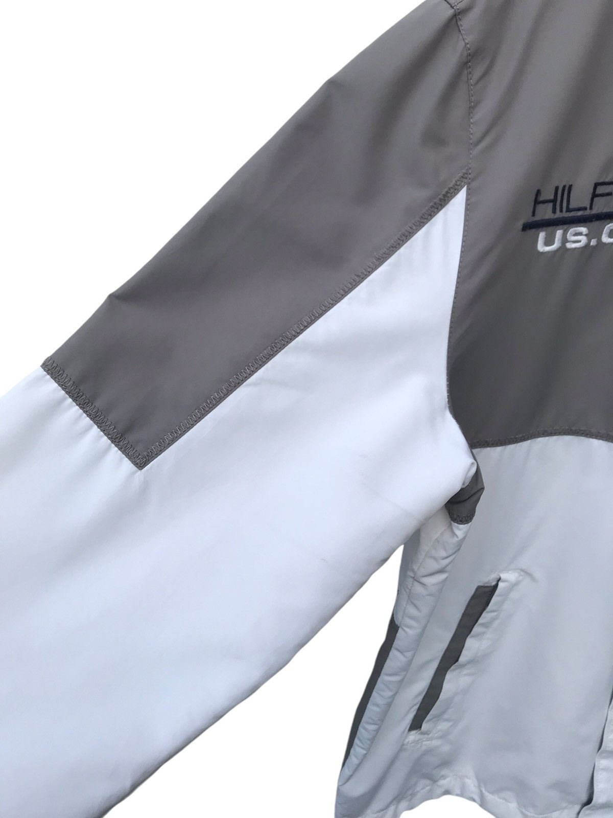 Tommy Hilfiger Tommy Hilfiger Colorblock Sailing Gear Windbreaker Jacket Size US L / EU 52-54 / 3 - 4 Thumbnail