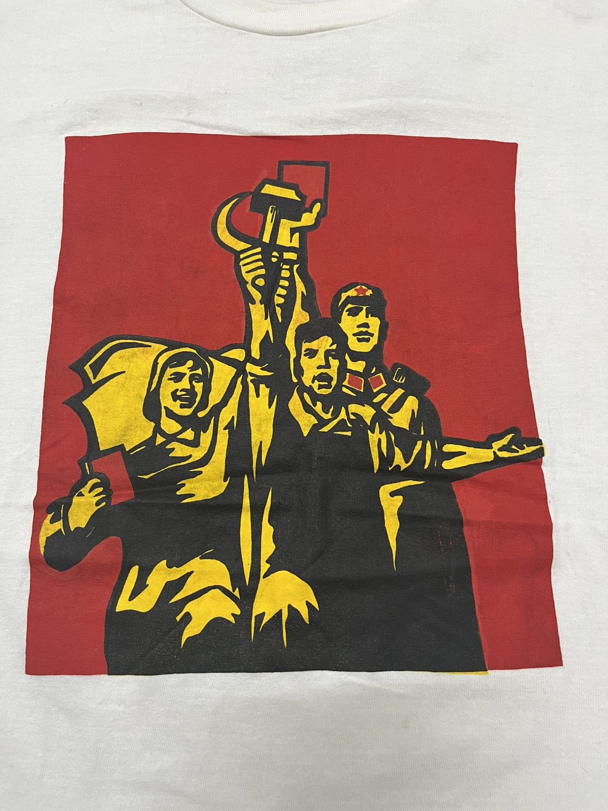 Vintage Vintage Communist Propaganda Art T-shirt Size US M / EU 48-50 / 2 - 3 Thumbnail