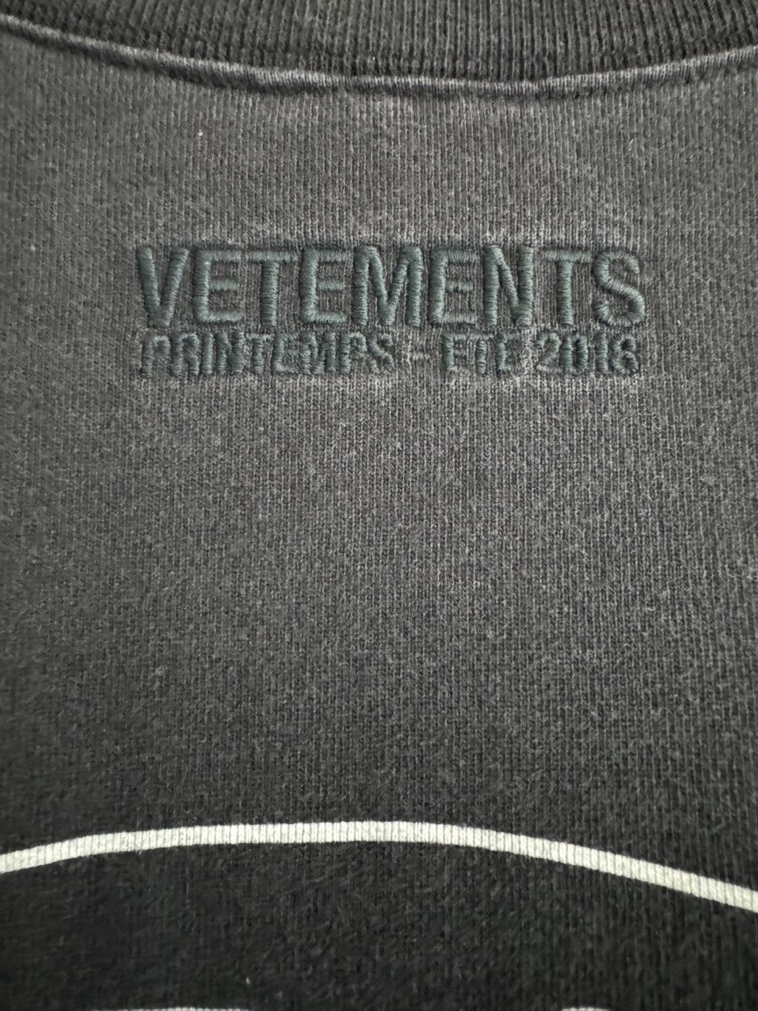 Vetements Vetements Black Printed Cotton Split Side Oversized T-Shirt Size US S / EU 44-46 / 1 - 8 Thumbnail
