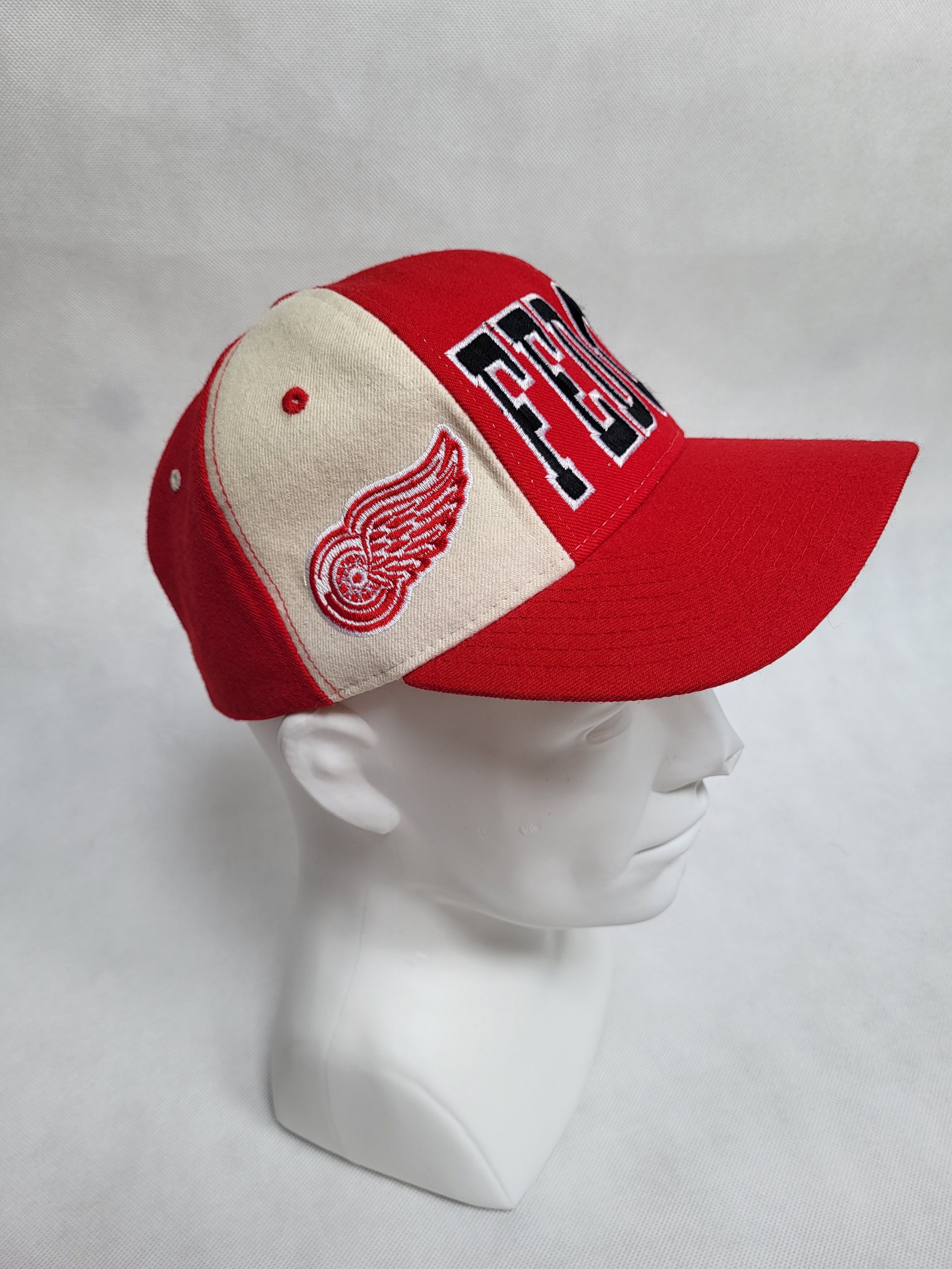 Detroit Red Wings Fedorov NHL Starter vintage cap