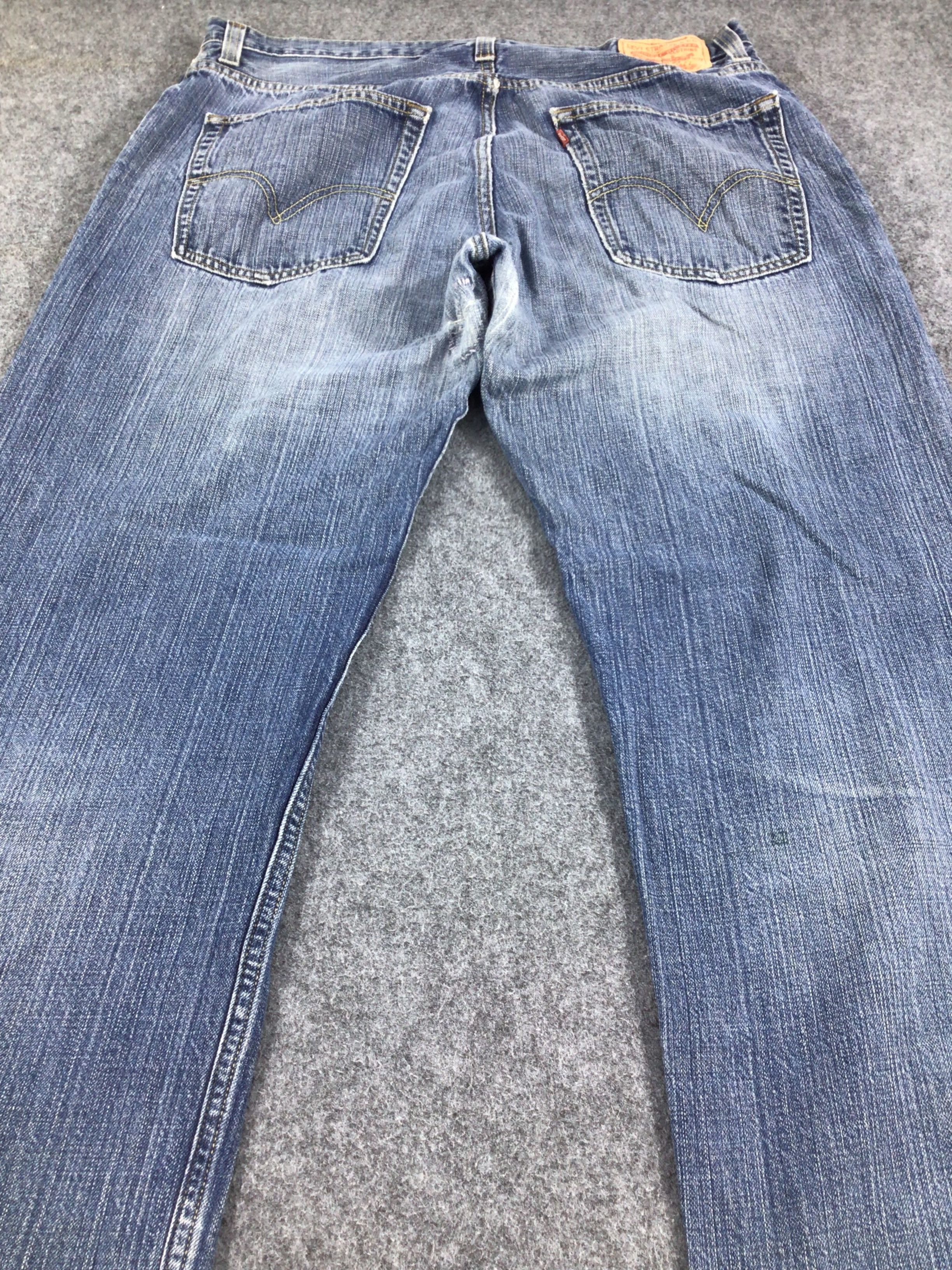 Levi's Vintage Levis 569 Jeans Faded Blue Denim KJ254 Size US 36 / EU 52 - 4 Thumbnail