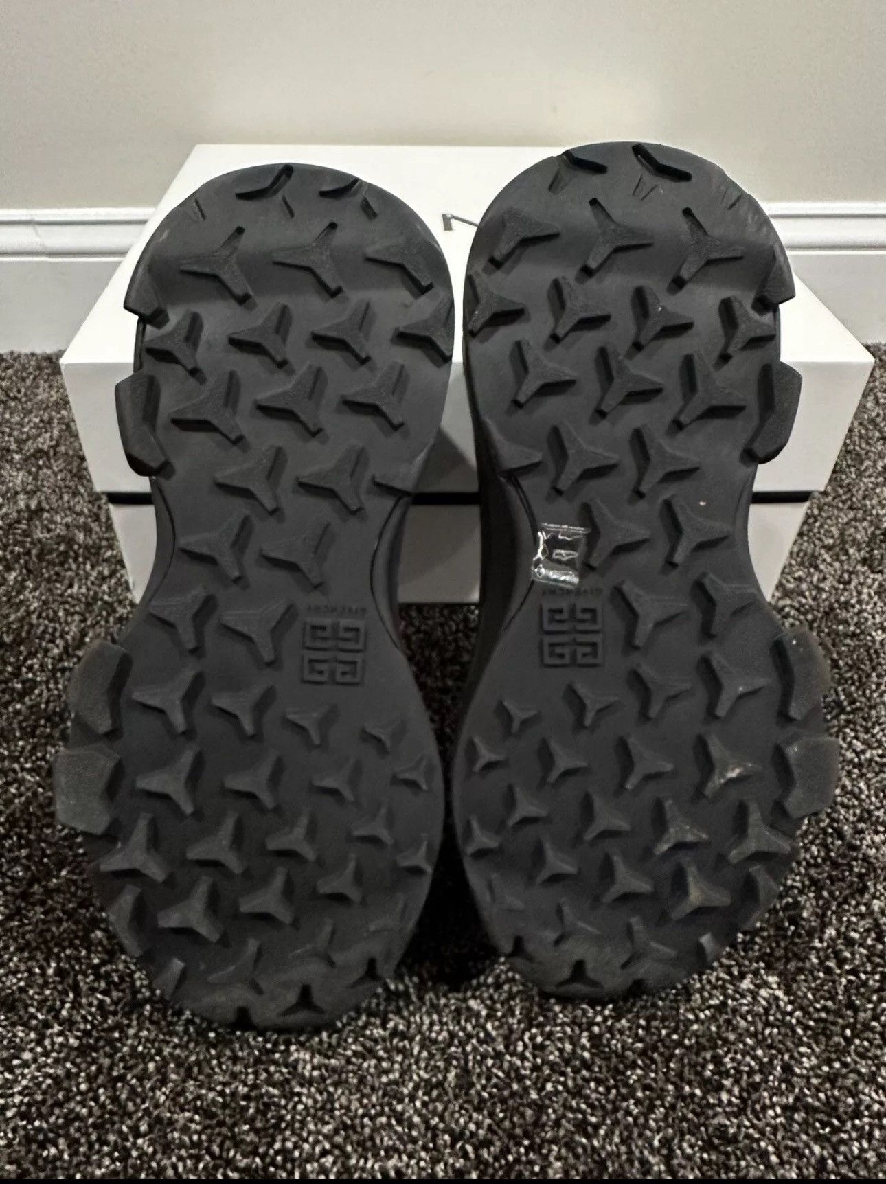Givenchy Givenchy mallow sneakers Size US 8 / EU 41 - 7 Thumbnail