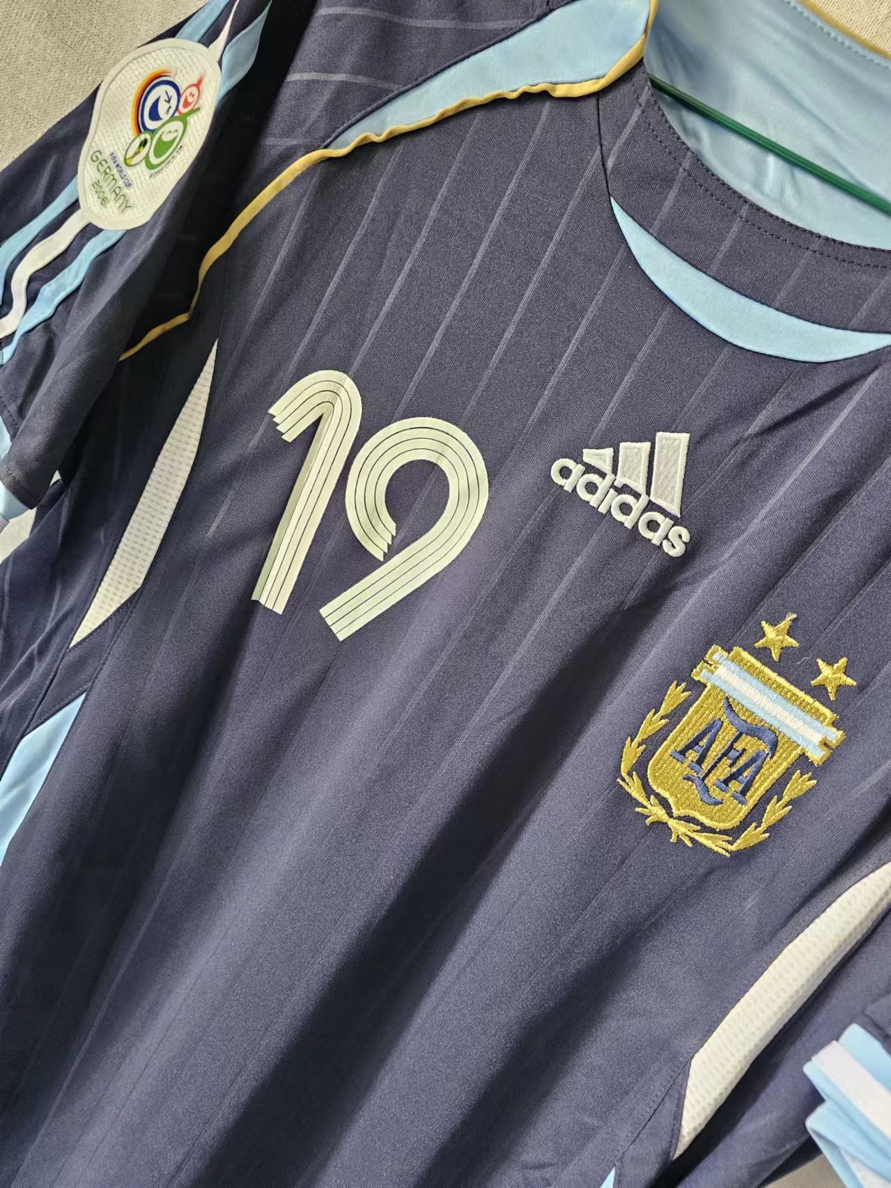 Other 2006 Argentina #19 Messi Jersey Away Size US M / EU 48-50 / 2 - 4 Thumbnail
