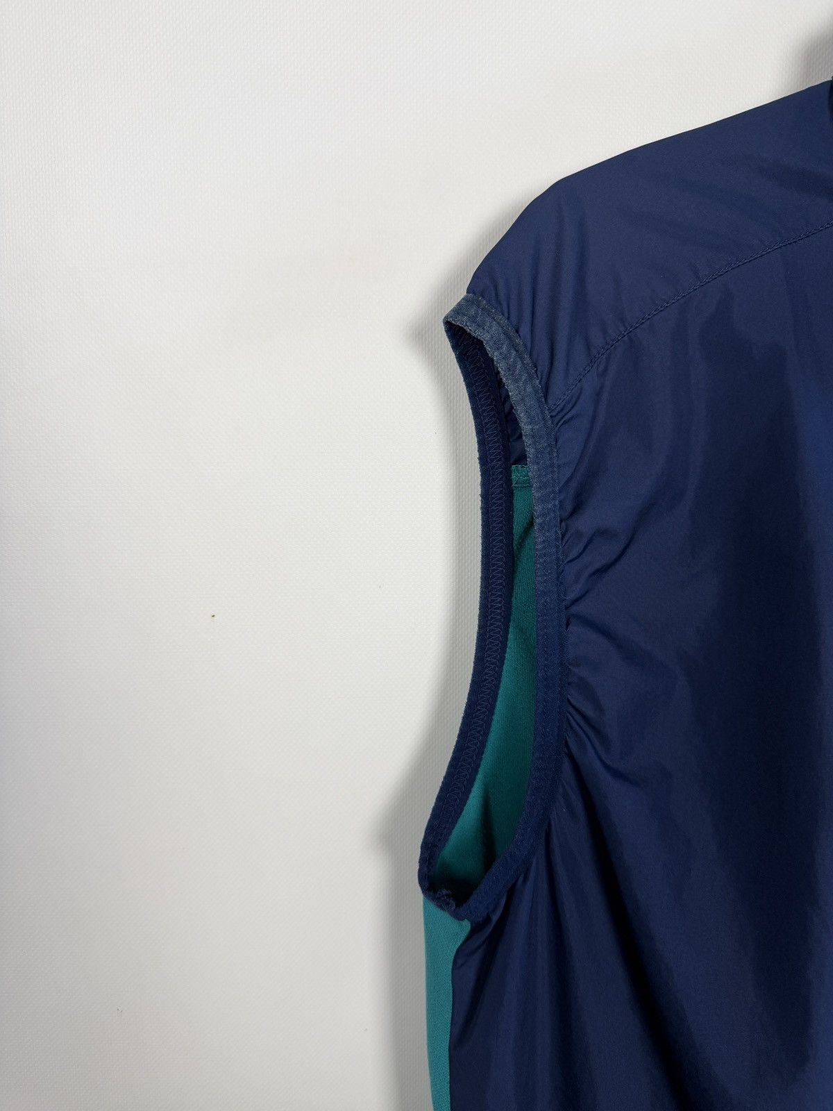 Nike Nike FIT Full Zip Vest Vintage 90s Tail Wind Run Size L Size US L / EU 52-54 / 3 - 17 Thumbnail