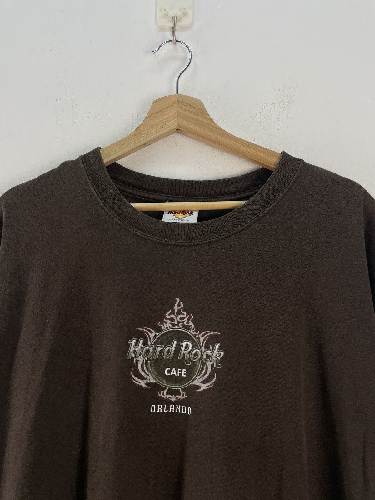 Hard Rock Cafe × Vintage Vintage 90s Hard Rock Cafe Orlando Dragon tshirt Size US XL / EU 56 / 4 - 3 Thumbnail