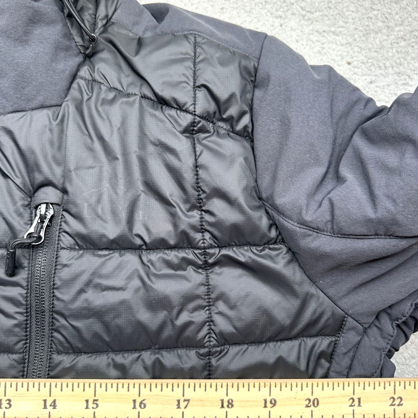 Vintage LL Bean Rangeley Primaloft Fill Ski Hooded Jacket Men Medium Nylon Quilted Black Jacket Mens M Skiing Long Zip Hooded Pockets Zipper Size US M / EU 48-50 / 2 - 4 Thumbnail