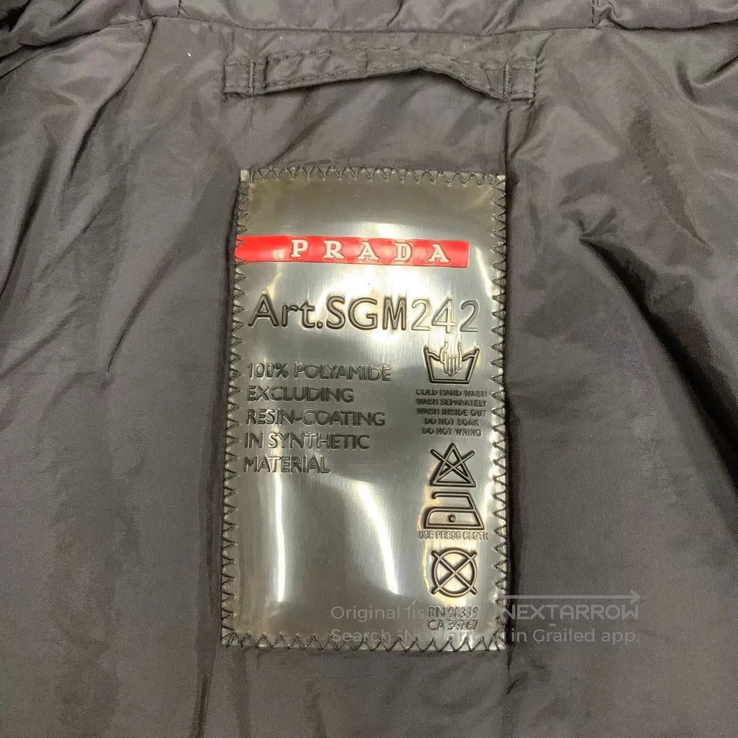 Prada Black Hooded Light Jacket Size S. Size US S / EU 44-46 / 1 - 4 Thumbnail