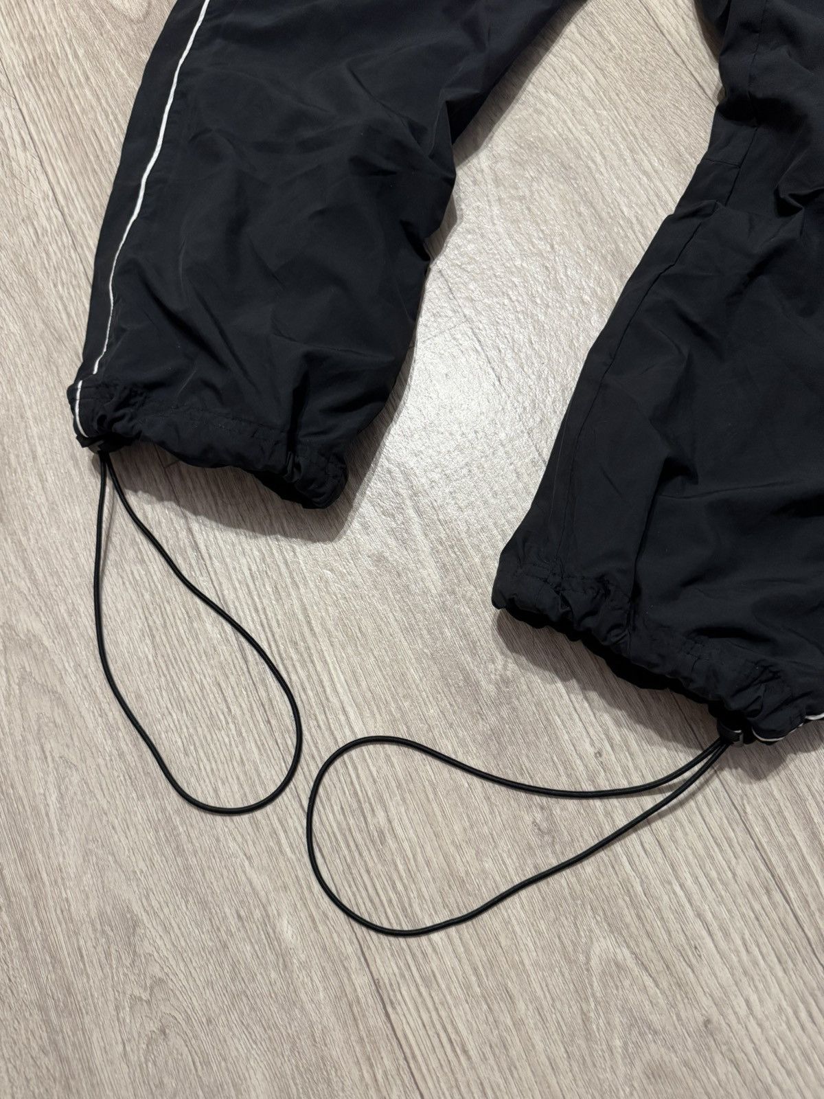 Nike 🔷Vintage Nike Nylon Y2K Track Pants🔷 Size US 38 / EU 54 - 2 Thumbnail