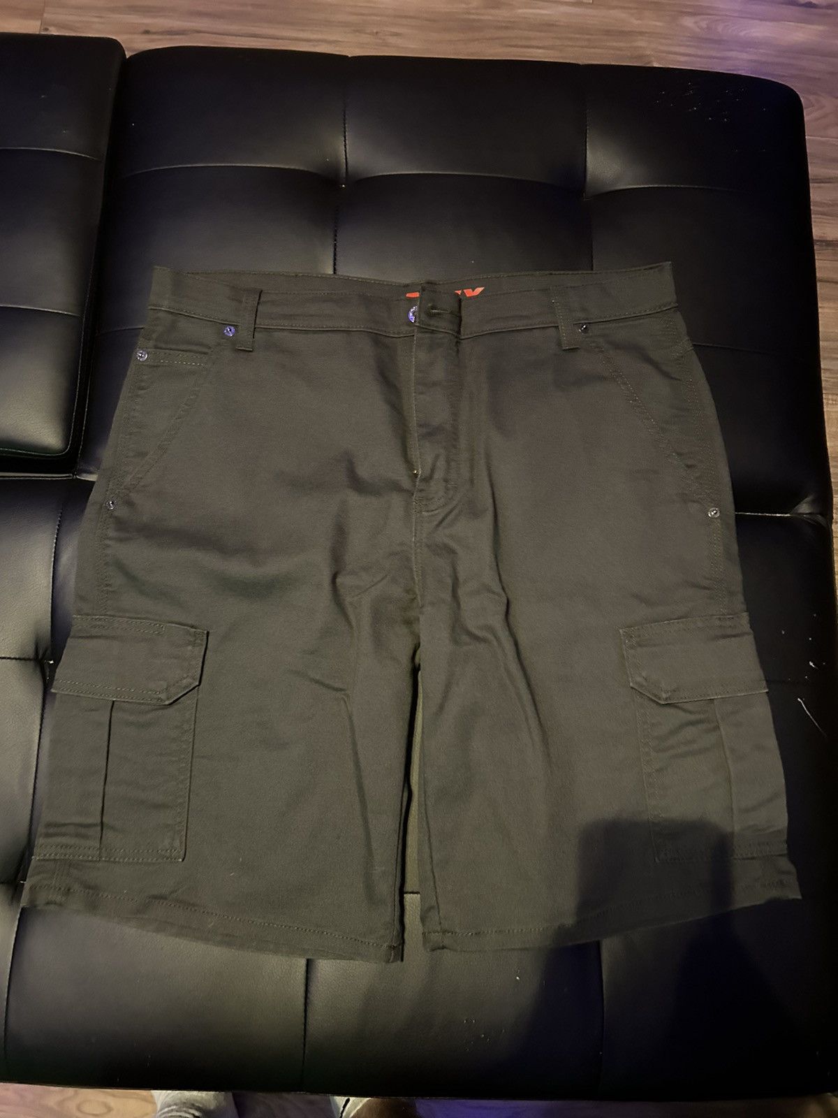 Dickies Dickies cargo shorts Size US 34 / EU 50 - 1 Thumbnail