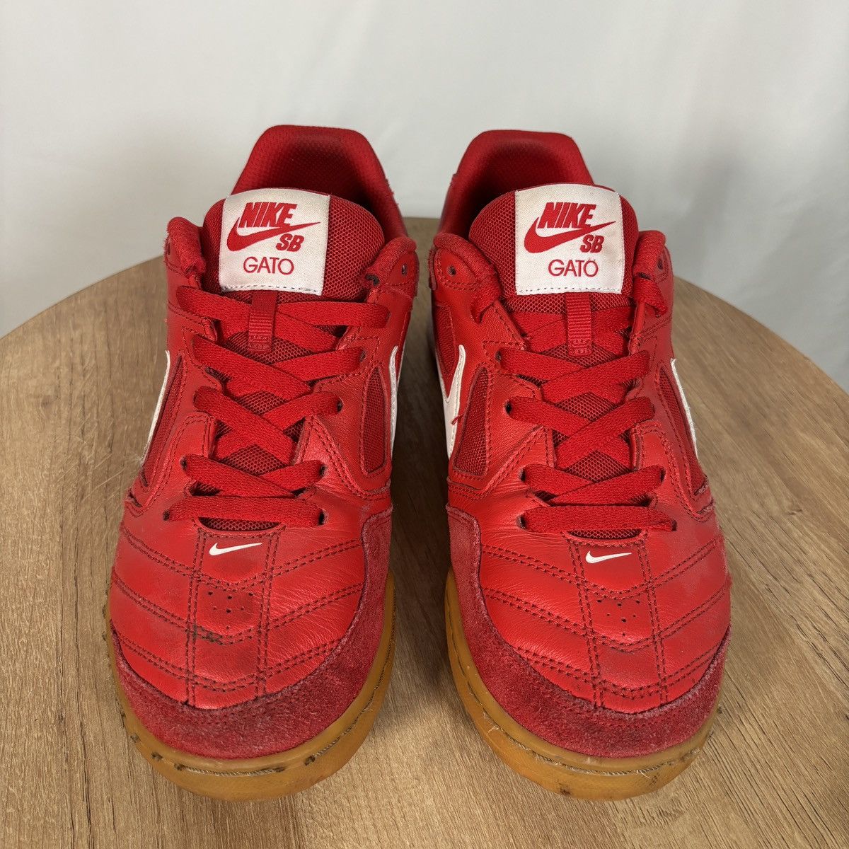 Nike SB Nike SB Gato University Red Used 10M Size US 10 / EU 43 - 3 Thumbnail