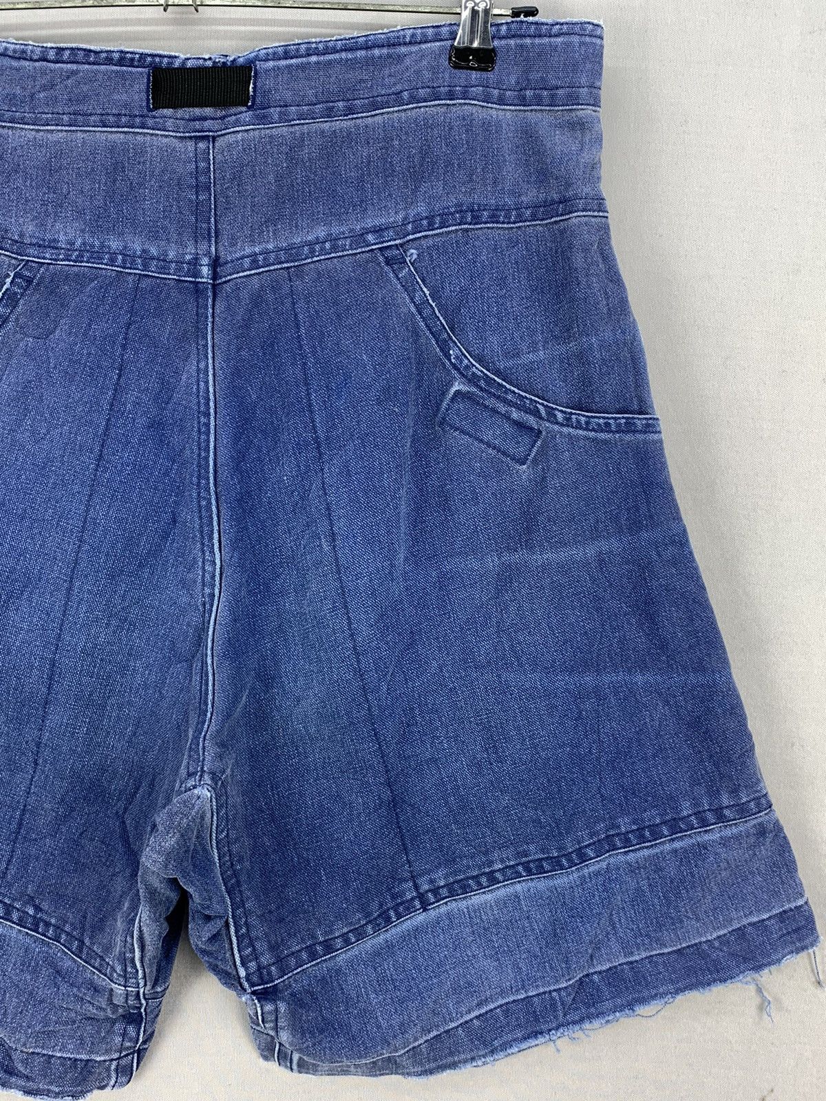 The North Face Vintage The North Face Distressed Short Pants Size US 31 - 12 Thumbnail