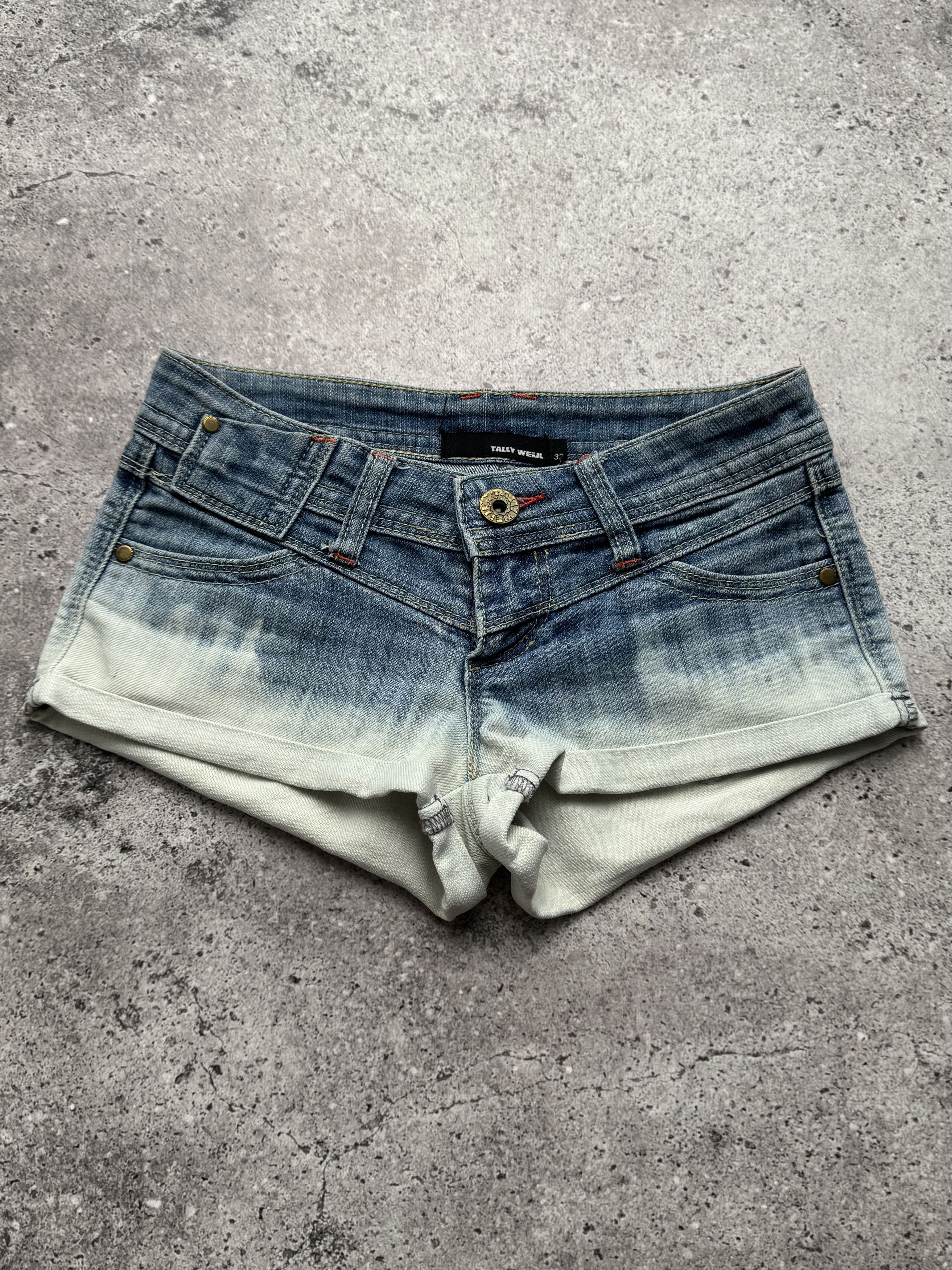 Vintage Vintage Denim Gradient Mini Shorts (E8) Size 26" / US 2 / IT 38 - 1 Thumbnail
