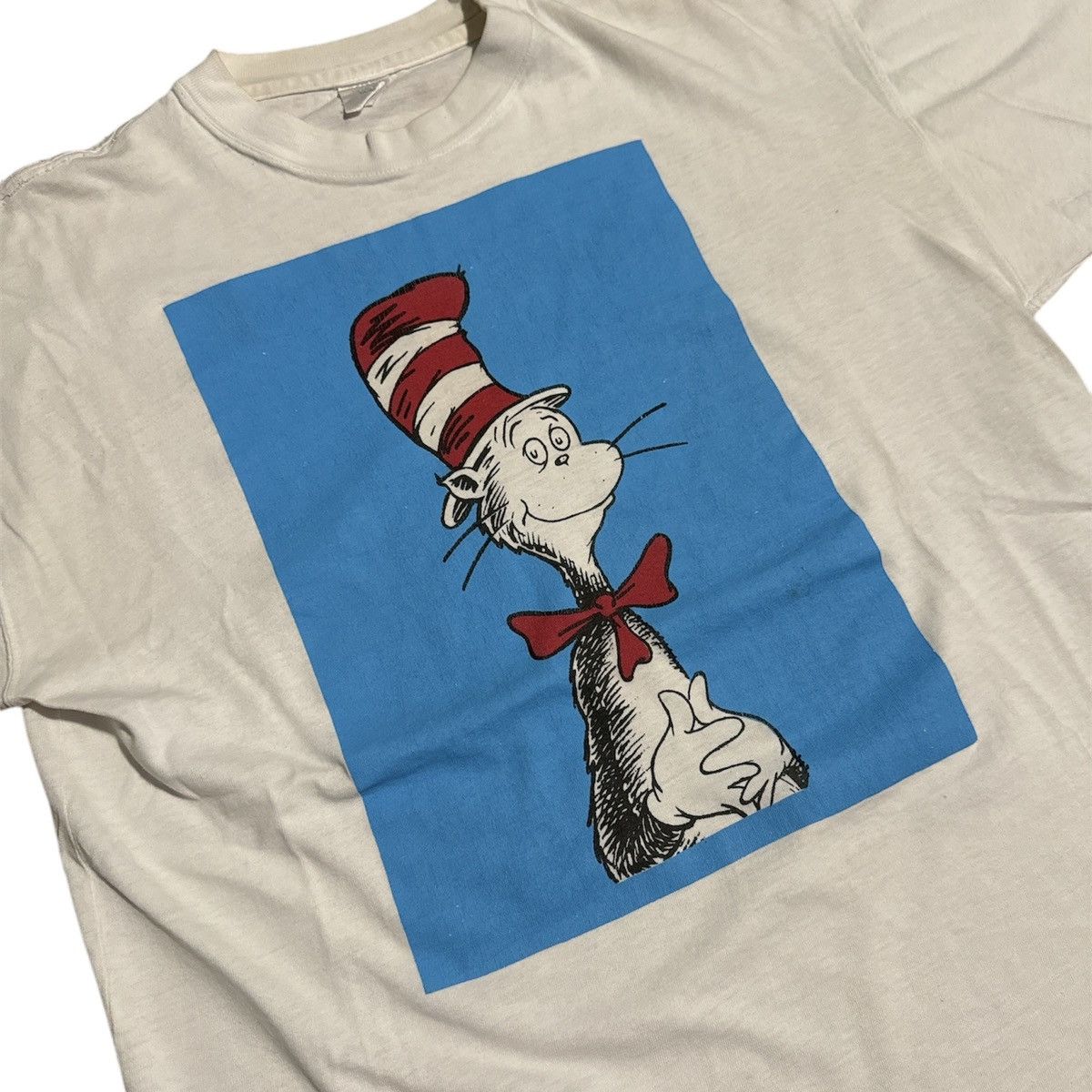 Vintage Vintage Cat in the Hat Photo Tee w/ Thing 1 & 2 Size US M / EU 48-50 / 2 - 2 Thumbnail