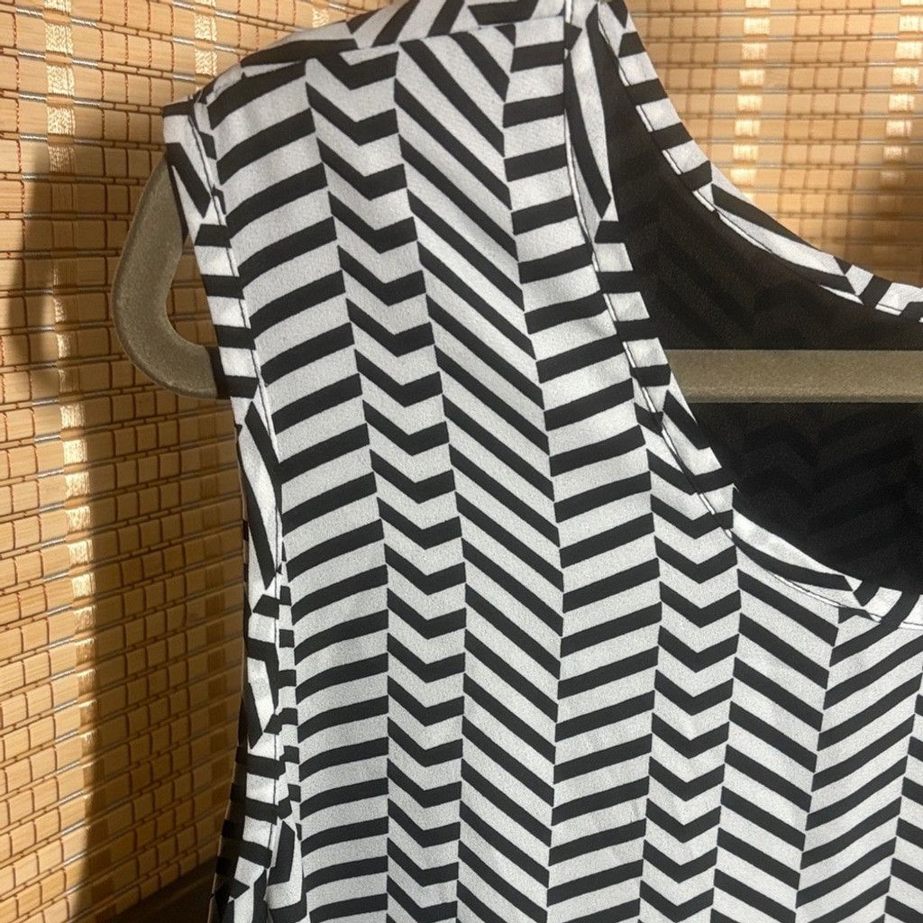 Other Roz & Ali Black and White Chevron Blouse Size XXL / US 16-18 / IT 52-54 - 3 Thumbnail