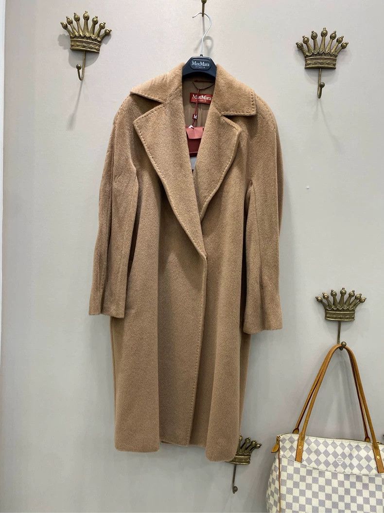 Max Mara Max Mara Camel hair coat, soft camel color, delicate and e Size M / US 6-8 / IT 42-44 - 3 Thumbnail
