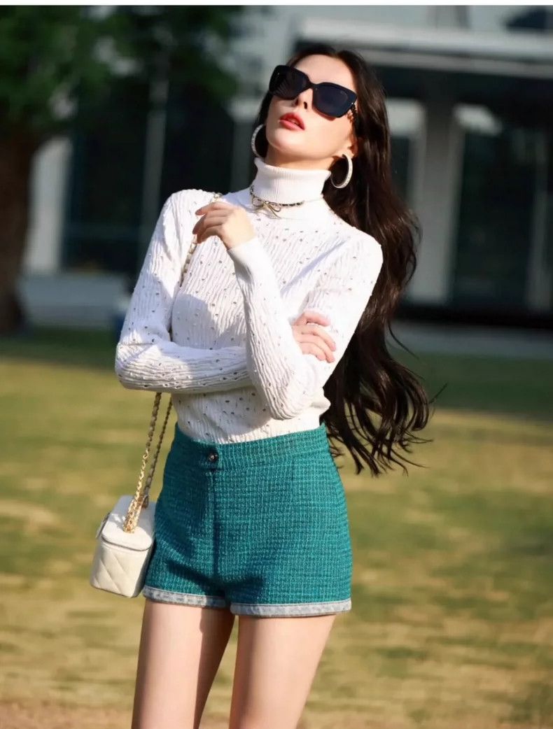 Chanel Chanel l22P peacock blue denim wrap-edged soft tweed shorts Size 42" / US 20 - 8 Thumbnail