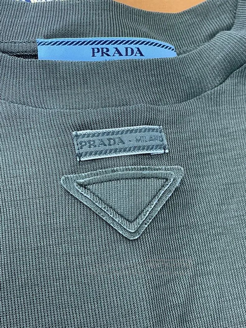 Prada Prada Green bottom long sleeves Size US XS / EU 42 / 0 - 2 Thumbnail