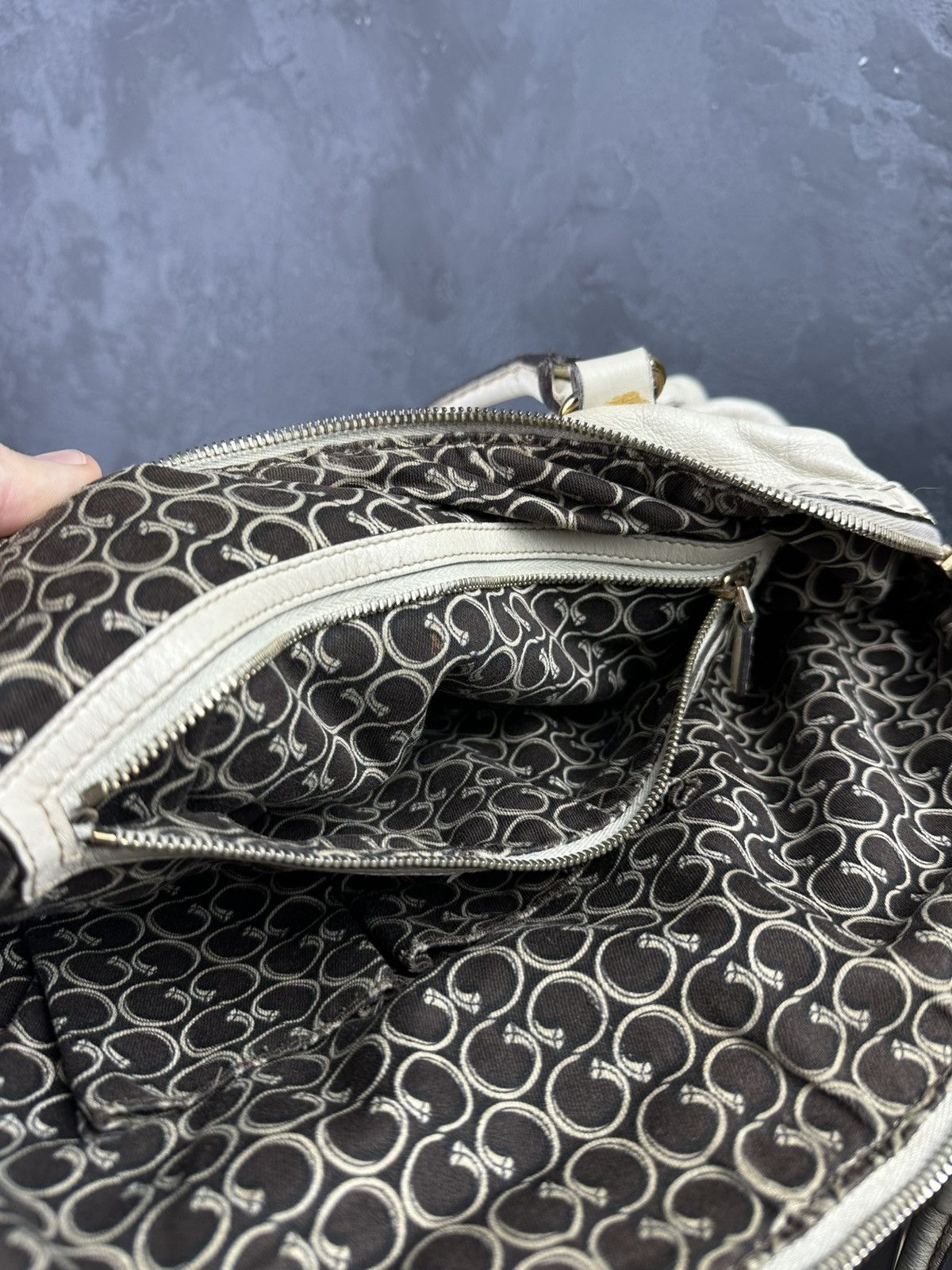 Gucci Gucci Ivory Leather Horsebit Nail Medium Tote Boston Bag Size ONE SIZE - 16 Thumbnail