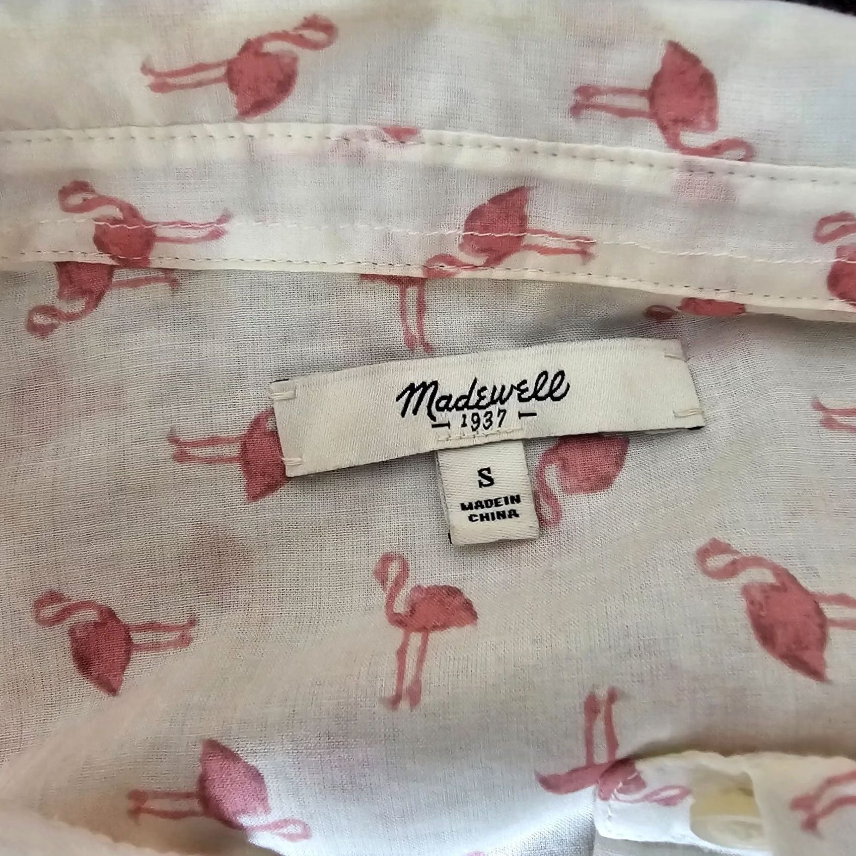 Madewell Madewell Pajama Top Shirt White Flamingo Print V-Neck Long Sleeve Button-Up Pocket Side Slit M/L? (Size S) Size S / US 4 / IT 40 - 2 Thumbnail