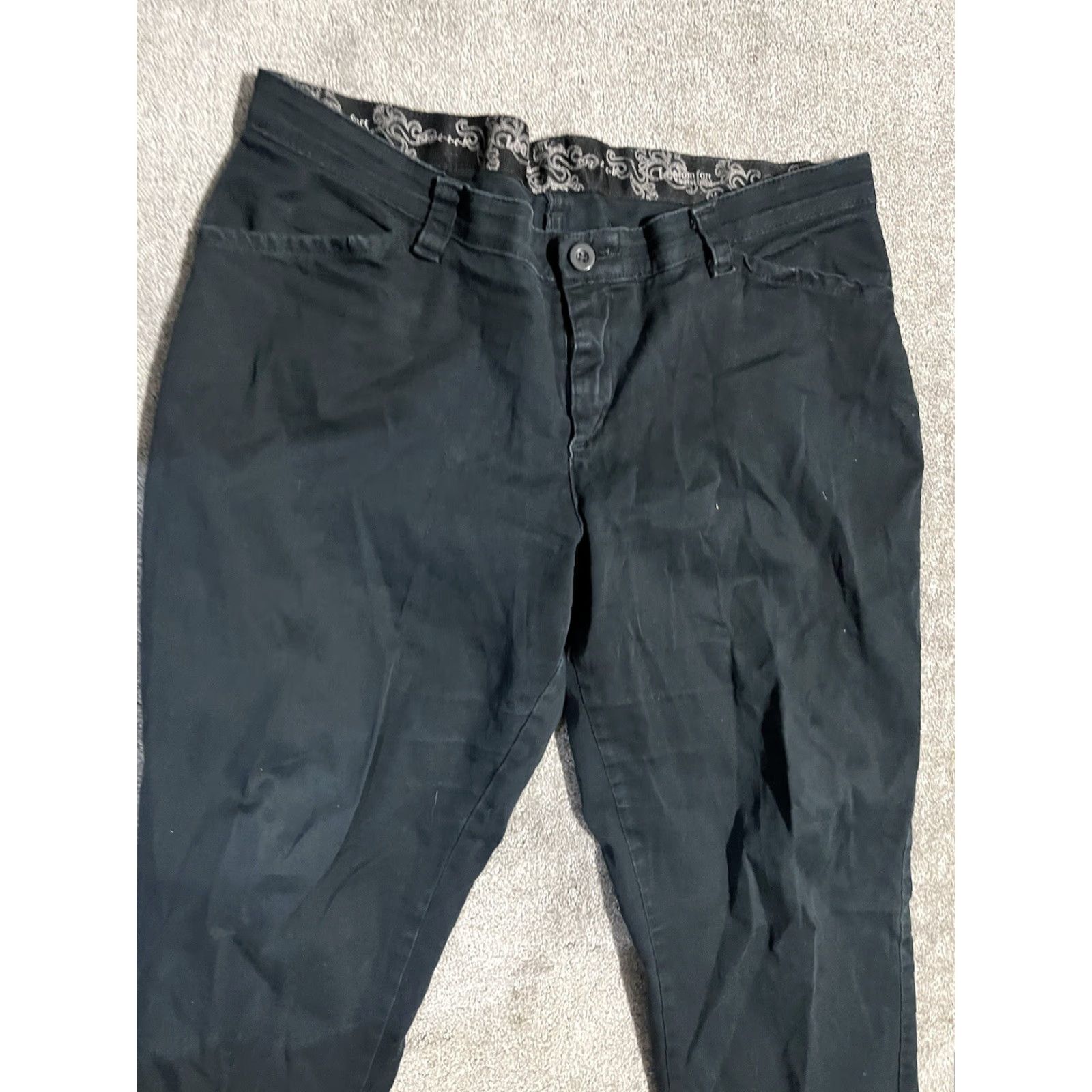 Lee Lee Chino Pants Women's 14W Mid Rise Crop Leg Black Stretch Comfort Waist Pockets Lee Pants 14W Womens Size 36" / US 14 / IT 50 - 2 Thumbnail