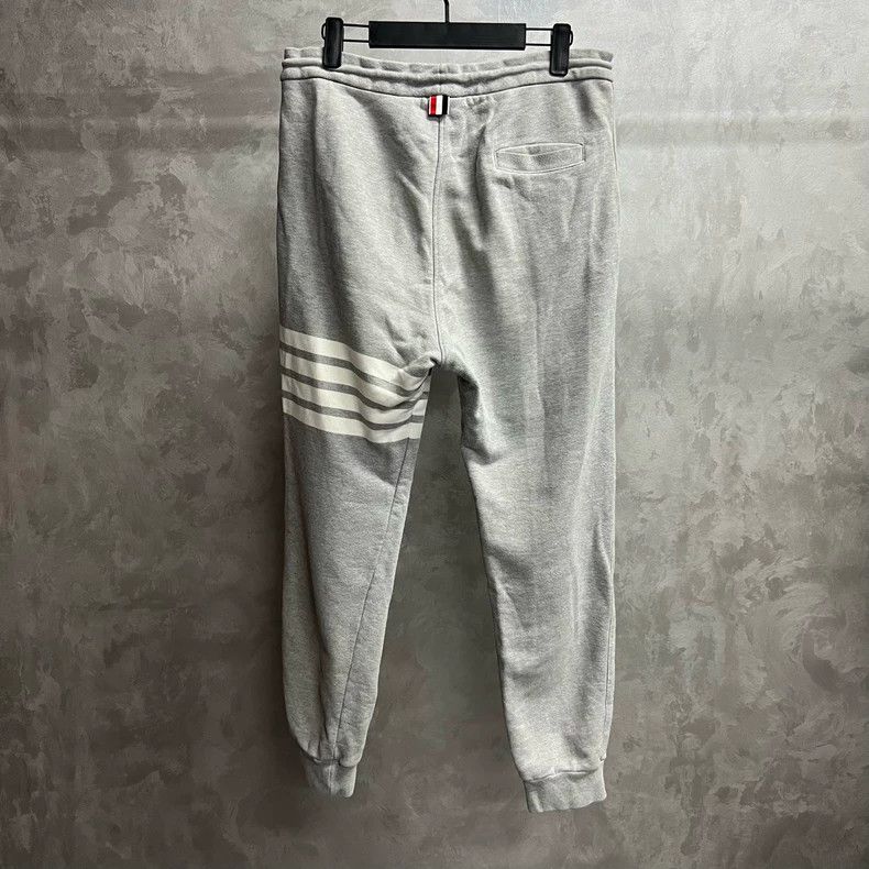 Thom Browne Thom Browne size3 Knitted sportswear Size US 27 - 2 Thumbnail