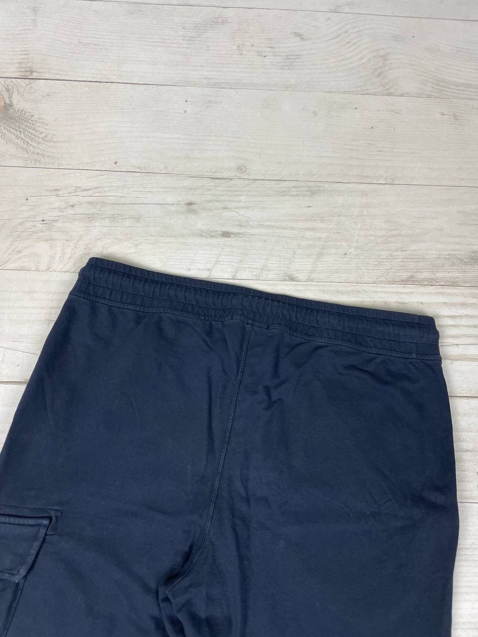 C.P. Company Cp Company Light Fleece Cargo Shorts Size US 34 / EU 50 - 12 Thumbnail