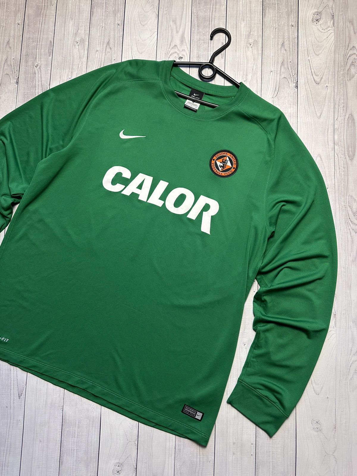 Nike × Vintage Vintage Nike Dundee United soccer jersey goalkeeper size XL Size US XL / EU 56 / 4 - 3 Thumbnail