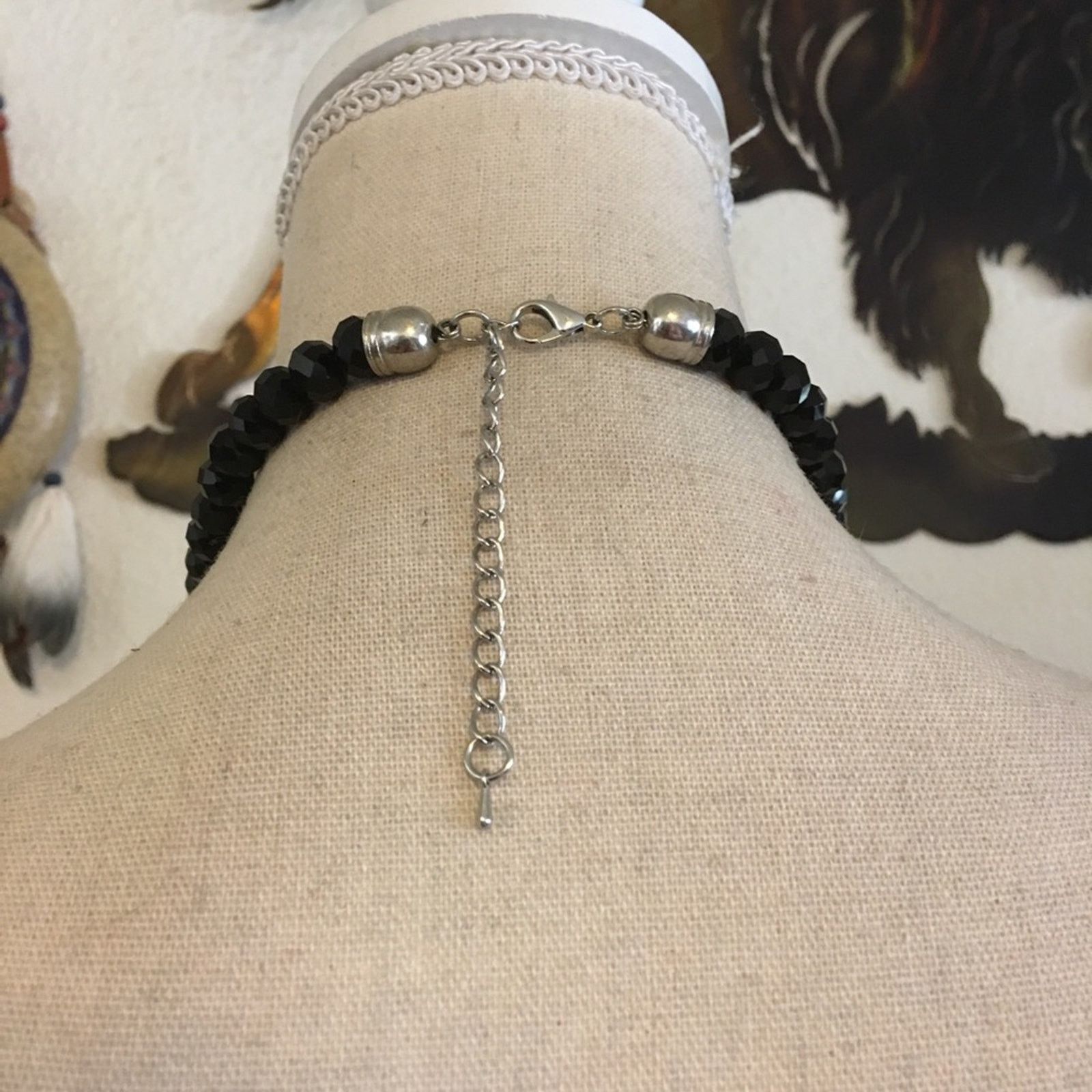 Jewelry Black faceted teardrop glass floral style necklace Size ONE SIZE - 5 Thumbnail