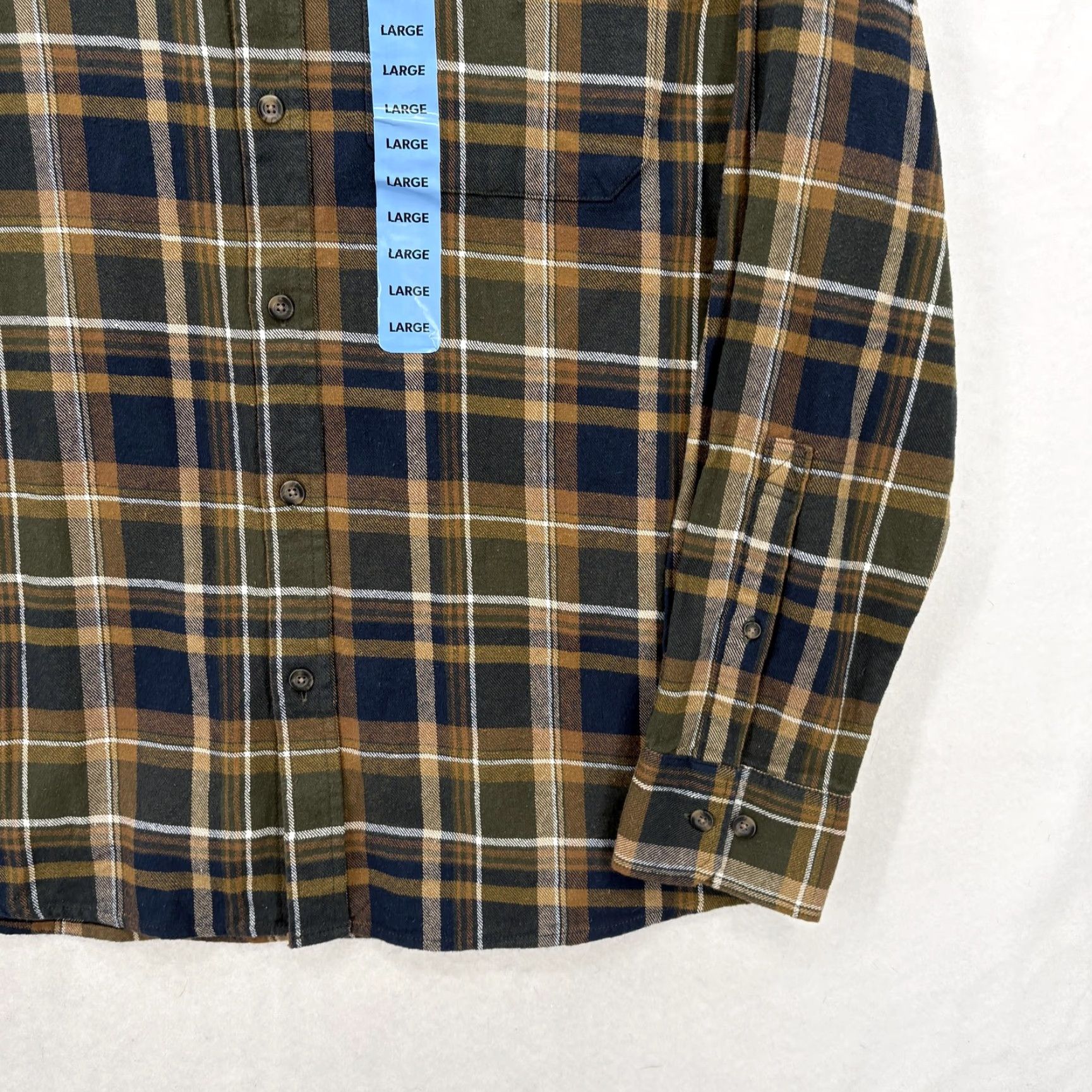 Eddie Bauer Eddie Bauer Shirt Mens Large Green Plaid Flannel Long Sleeve Button Up Hiking Size US L / EU 52-54 / 3 - 3 Thumbnail