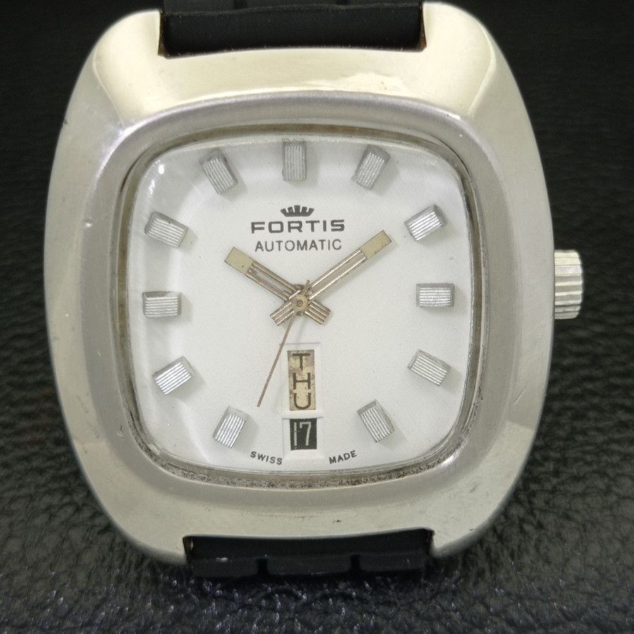 Fortis RARE SWISS MENS FORTIS DAY/DATE @ 6 AUTO WATCH a425146-R Size 38 - 4 Thumbnail