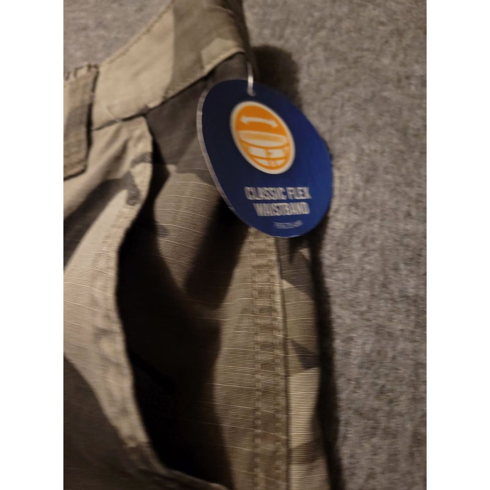 Wrangler Wrangler Cargo Shorts Men's 32 NWOT Flex Waistband Casual Outdoors Multicolor Camouflage Rip Stop Pocket Cargo Outdoor Military Theme Mens Size US 32 / EU 48 - 6 Thumbnail