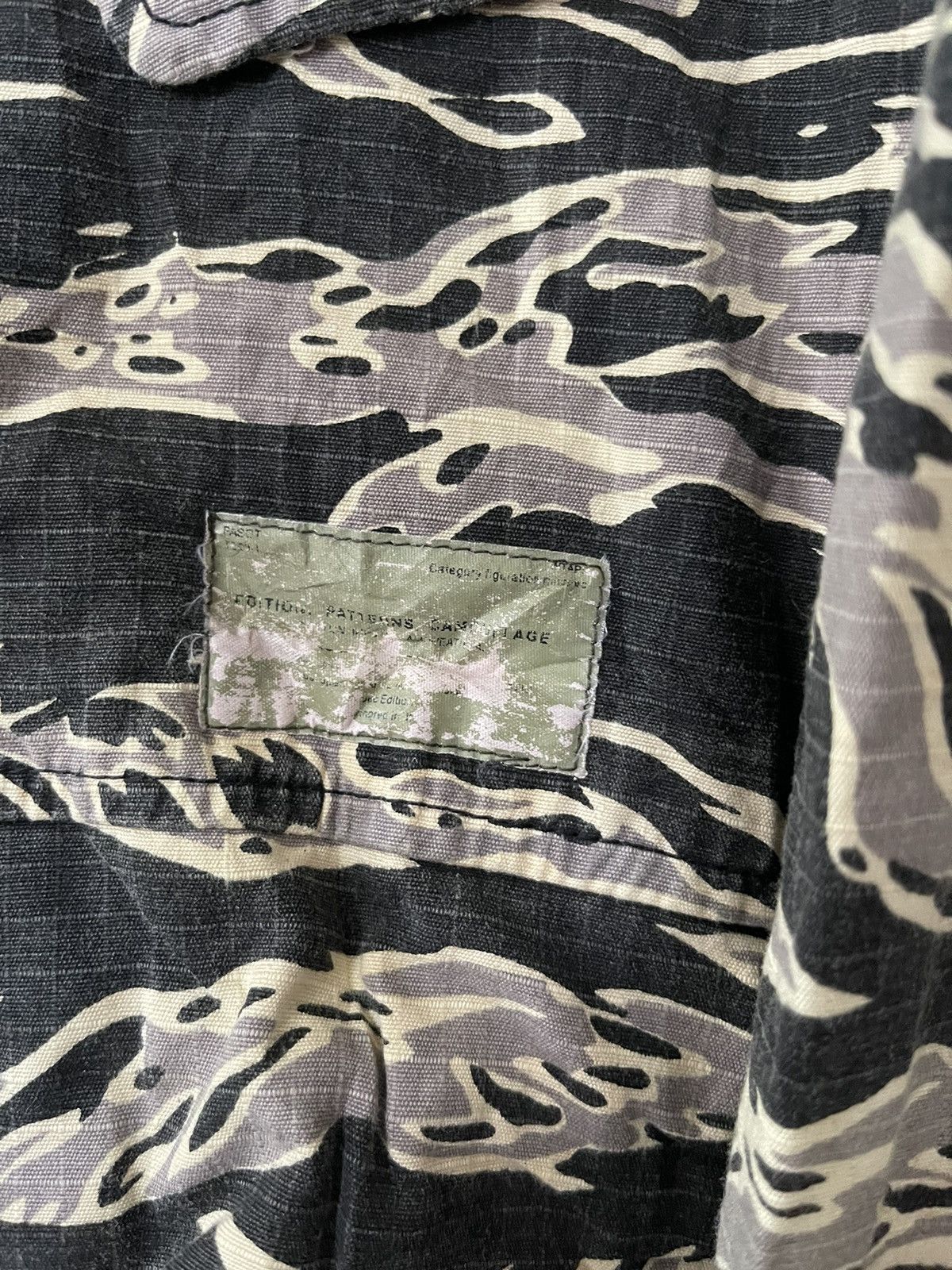 Wtaps Wtaps Mil-Spec Tiger Stripe Jacket Size US L / EU 52-54 / 3 - 7 Thumbnail