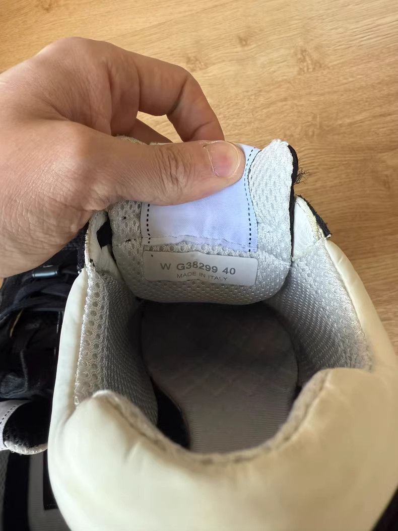 Chanel Chanel Black and White Sneakers Size US 7.5 / EU 40-41 - 7 Thumbnail
