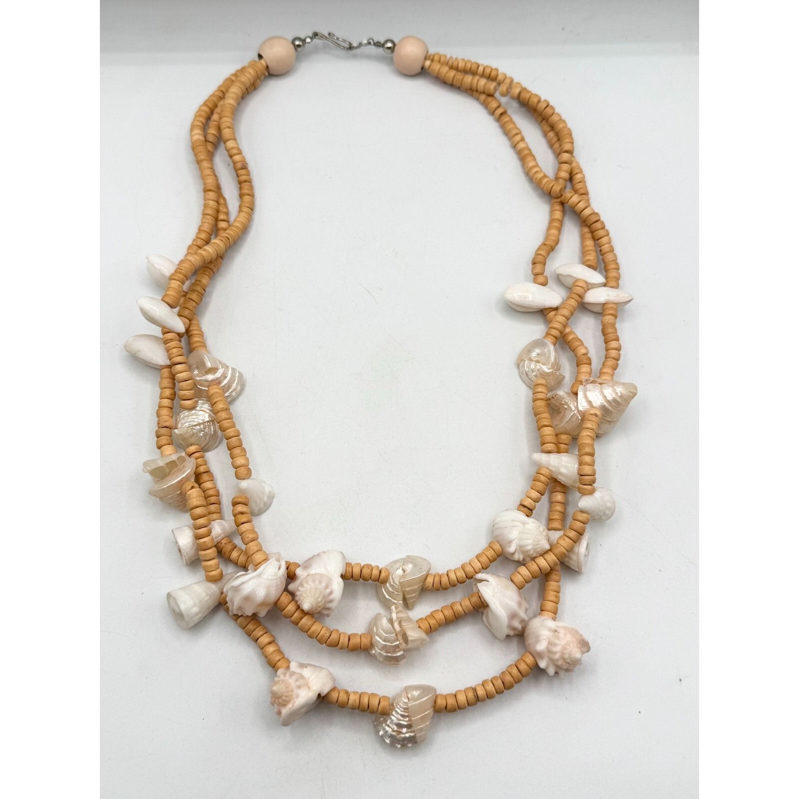 Vintage Vintage Three Strand Sea Shell Seashell Beaded Sea Queen Nec Size ONE SIZE - 7 Thumbnail