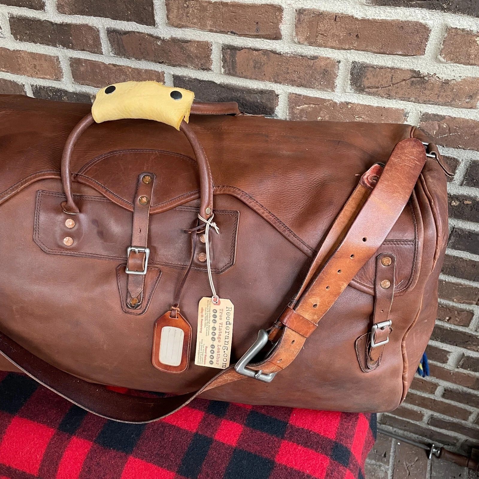 Other RARE VINTAGE 1970s GOKEY CUSTOM LEATHER XL DUFFEL BAG R$4898 Size ONE SIZE - 24 Thumbnail