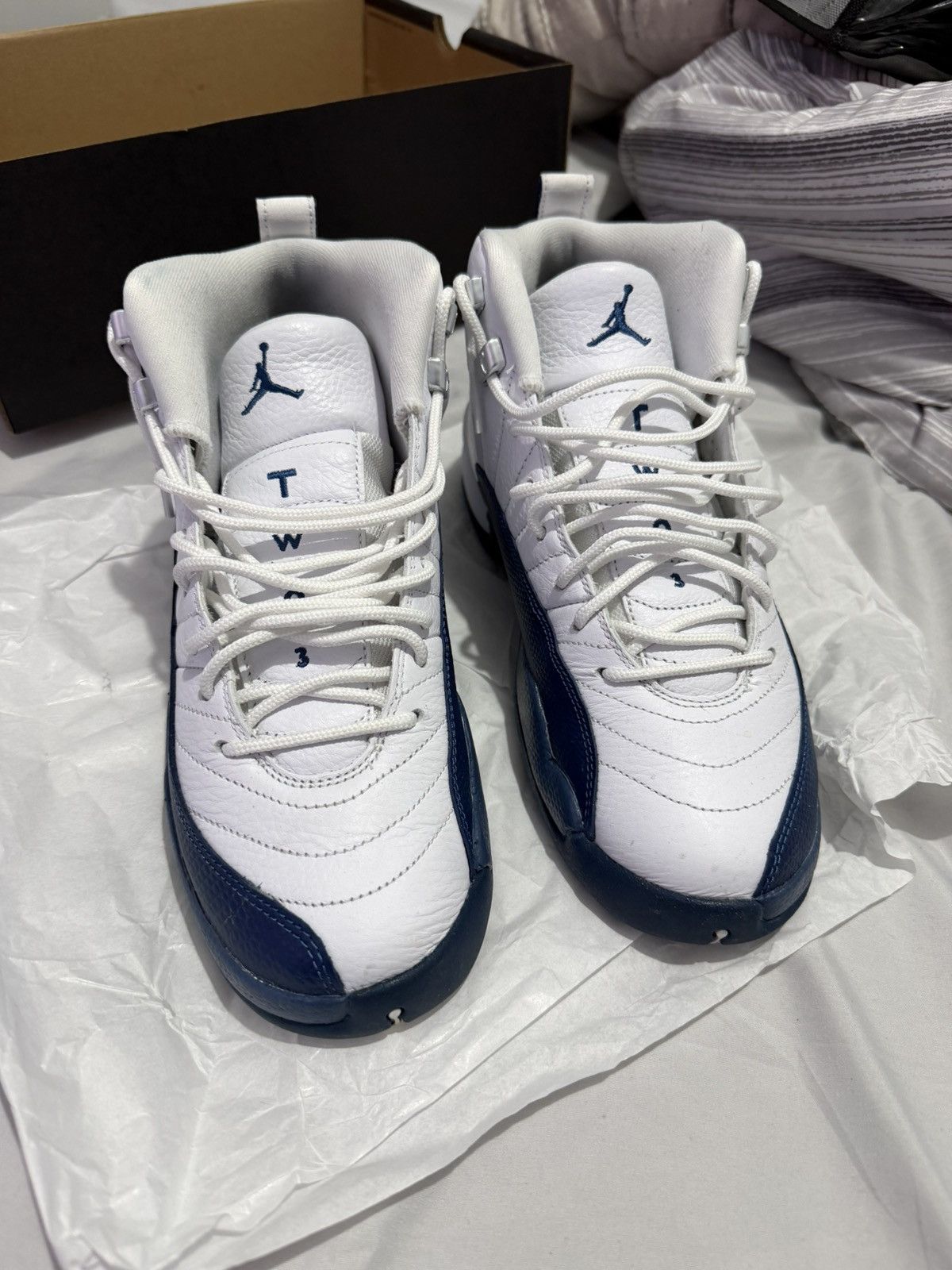 Nike French blue 12’s Size US 7 / EU 40 - 4 Thumbnail