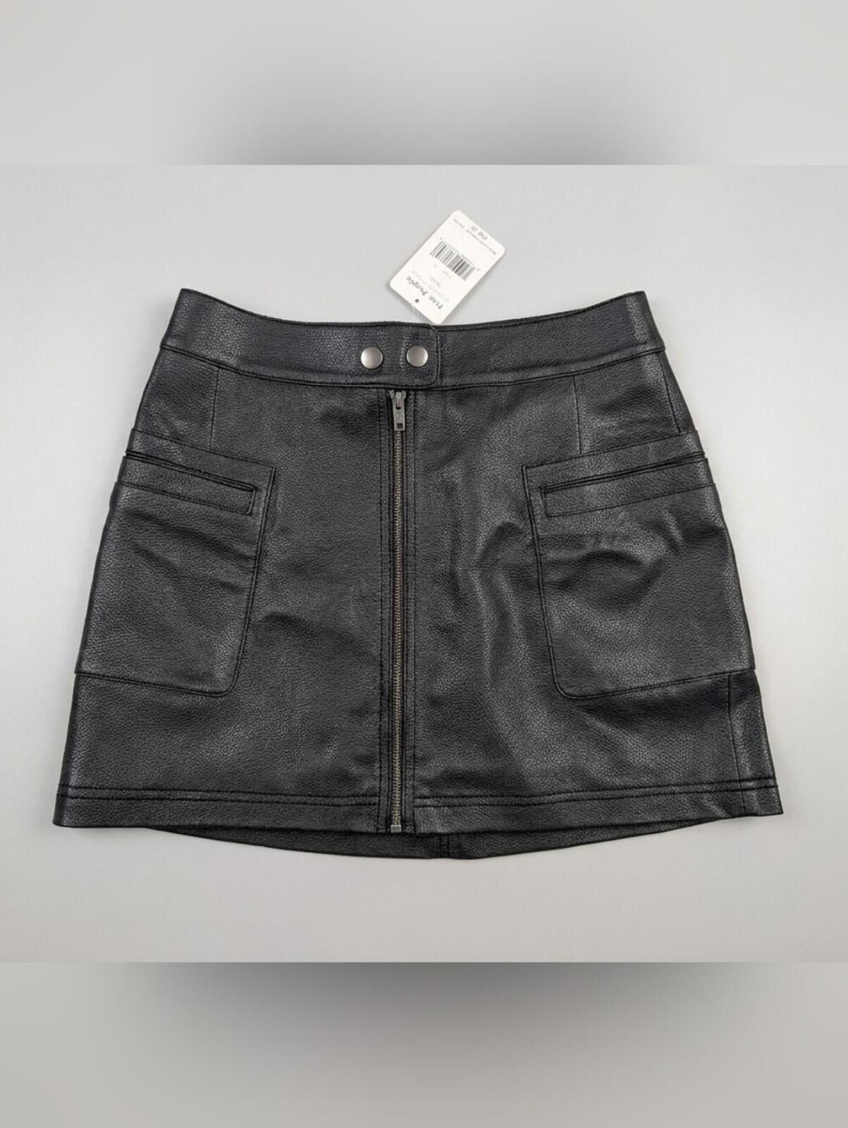 Free People Free People Black Faux Leather Mini Skirt with Front Zip Size 28" / US 6 / IT 42 - 1 Thumbnail