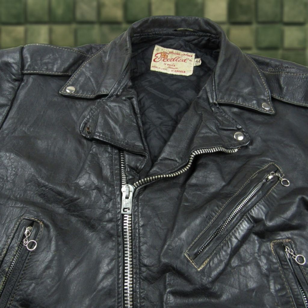 VINTAGE Excelled Leather Jacket Mens 44 R Black Motorcycle Biker Zip Belted Quilted Zipper Pockets