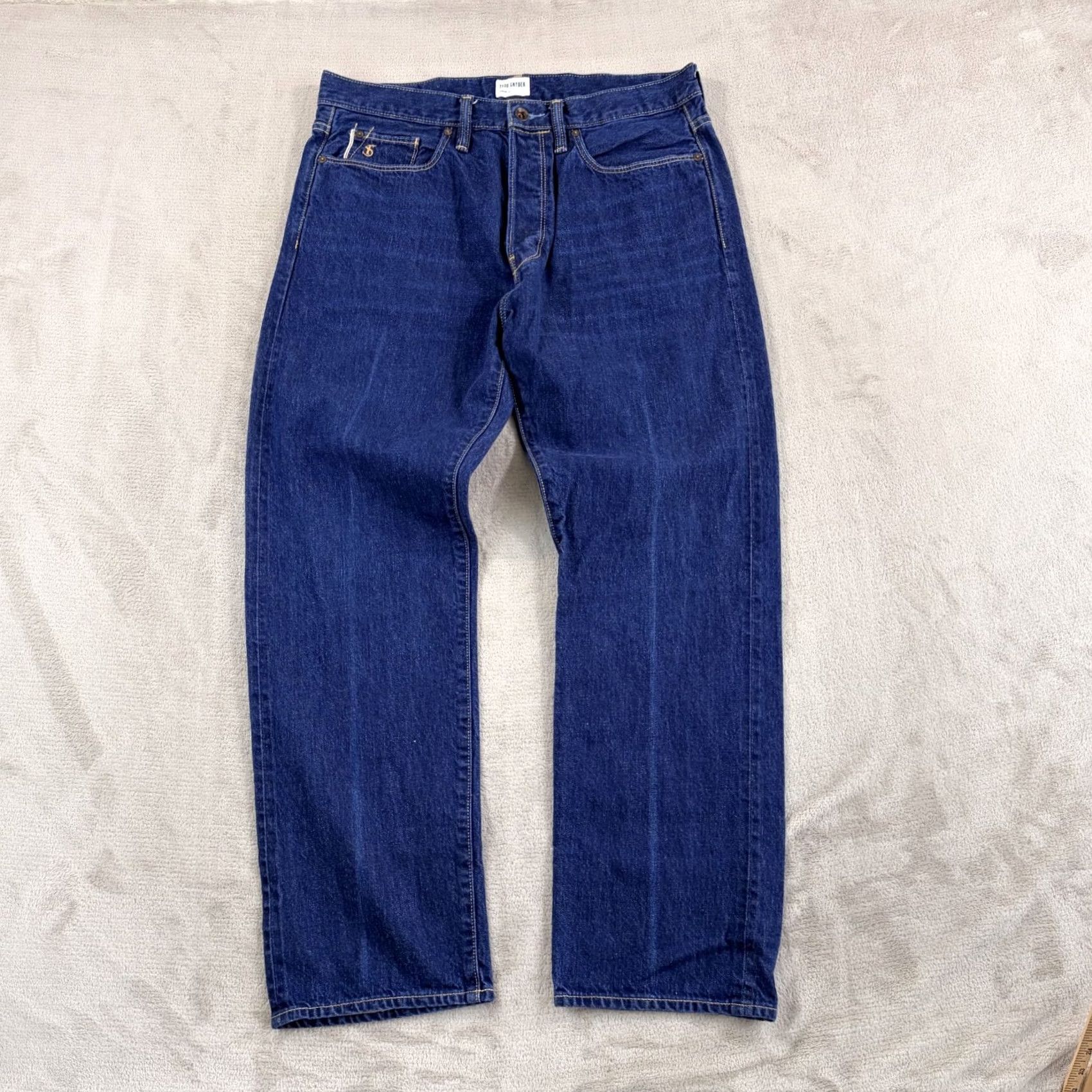 Todd Snyder Todd Snyder Jeans in Blue Wash Mens 34x29 12.5oz Selvedge Denim Classic Fit Straight 5-Pocket Denim Jeans USA Theme Button Closure Regular Waist Size US 34 / EU 50 - 6 Thumbnail