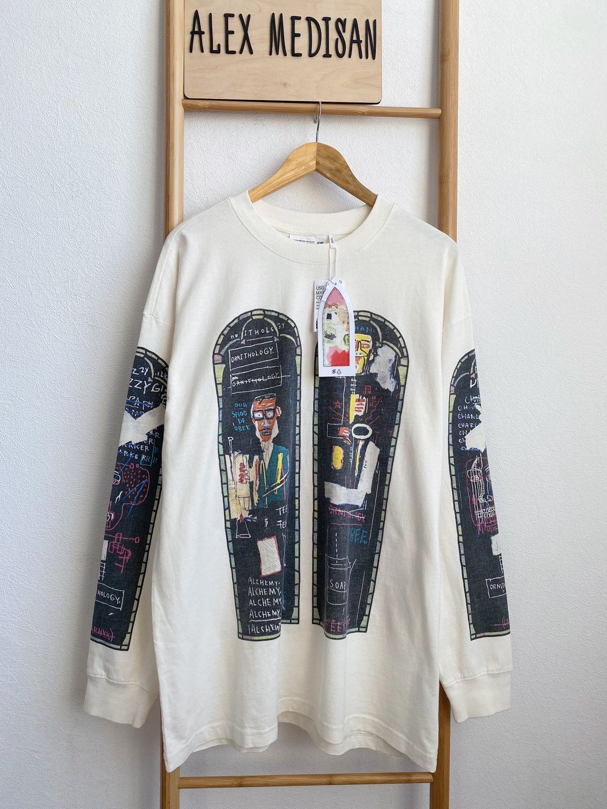 H&M × Jean-Michel Basquiat × Who Decides War WHO DECIDES WAR x BASQUIAT x H&M LONG SLEEVE RELAXED T-SHIRT Size US L / EU 52-54 / 3 - 12 Thumbnail