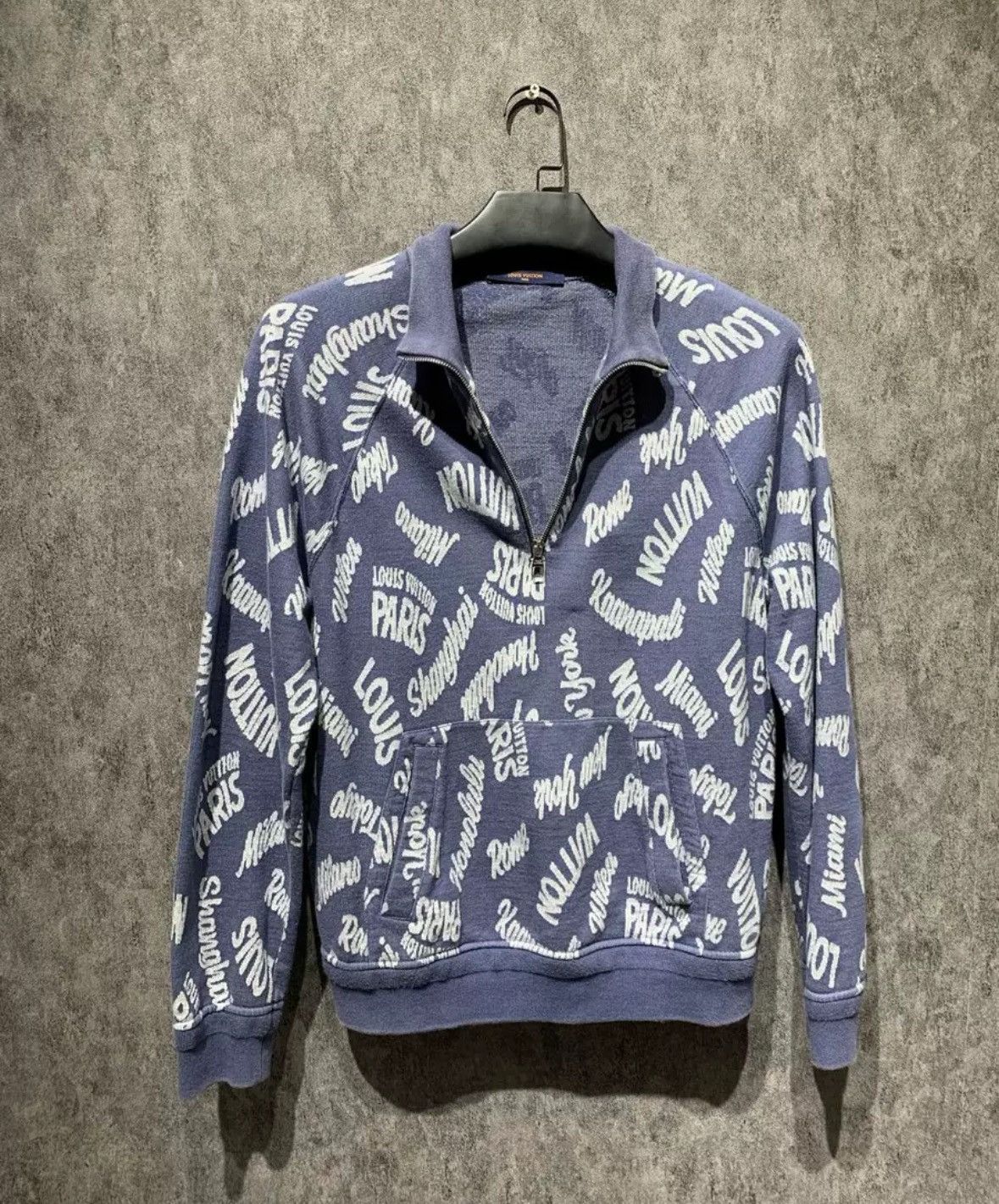 Louis Vuitton Louis Vuitton logo printed half zip hoodie Size US L / EU 52-54 / 3 - 3 Thumbnail