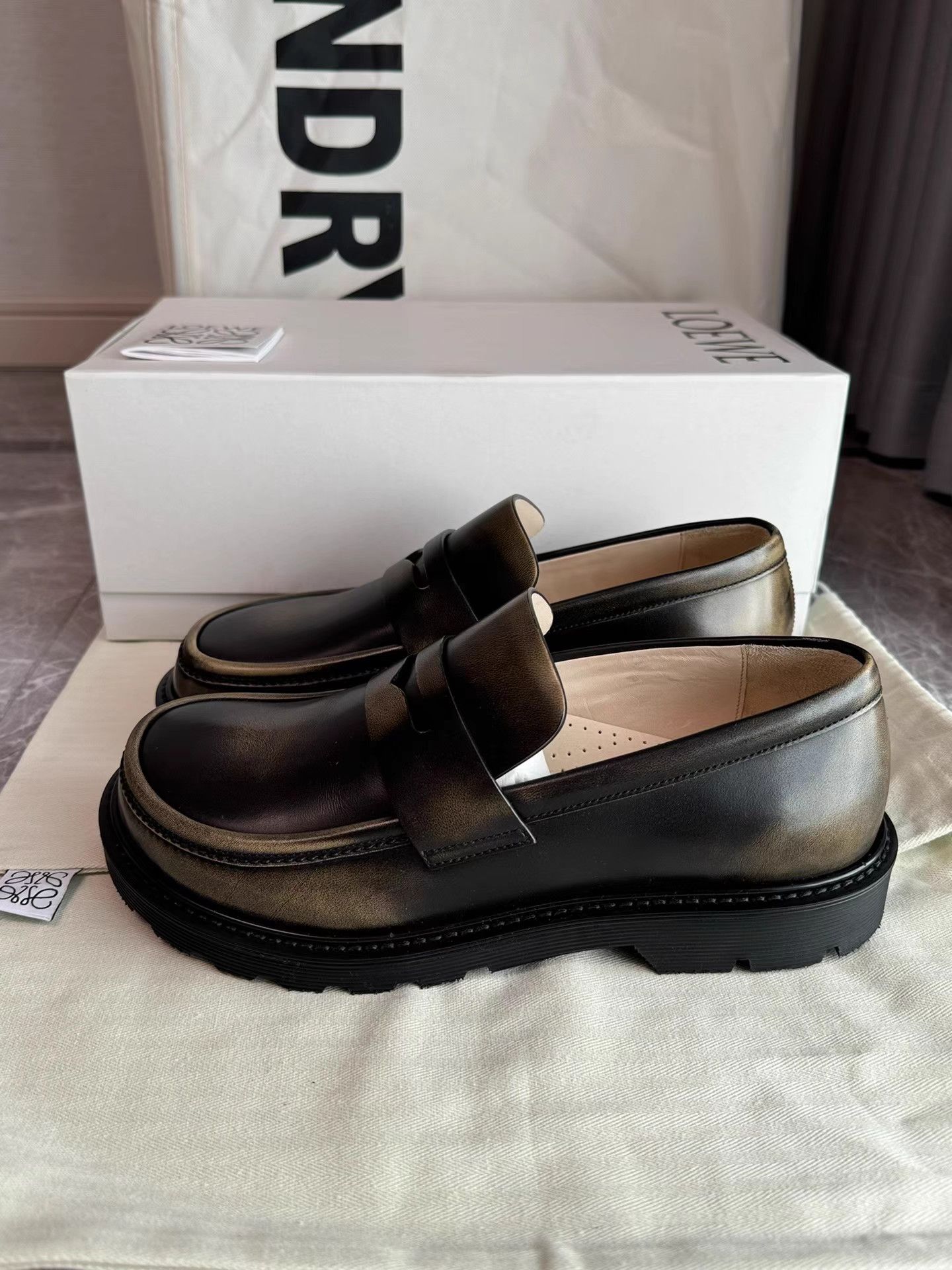 Loewe Loewe Color Block Loafers K6 Size US 8 / IT 38 - 1 Thumbnail