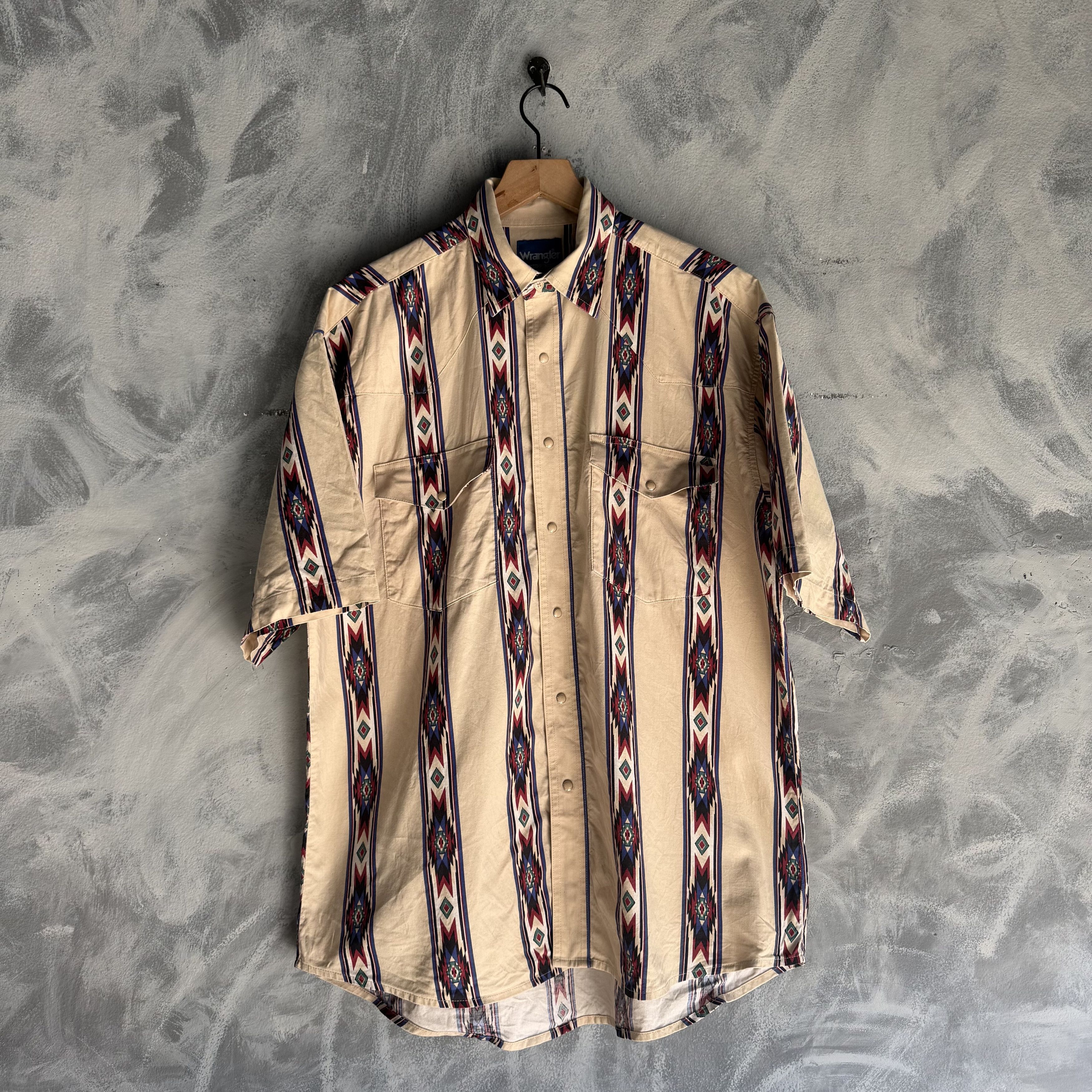 Wrangler Vintage Wrangler Pearl Snap Shirt Mens L Southwest 90s Aztec Size US L / EU 52-54 / 3 - 1 Thumbnail