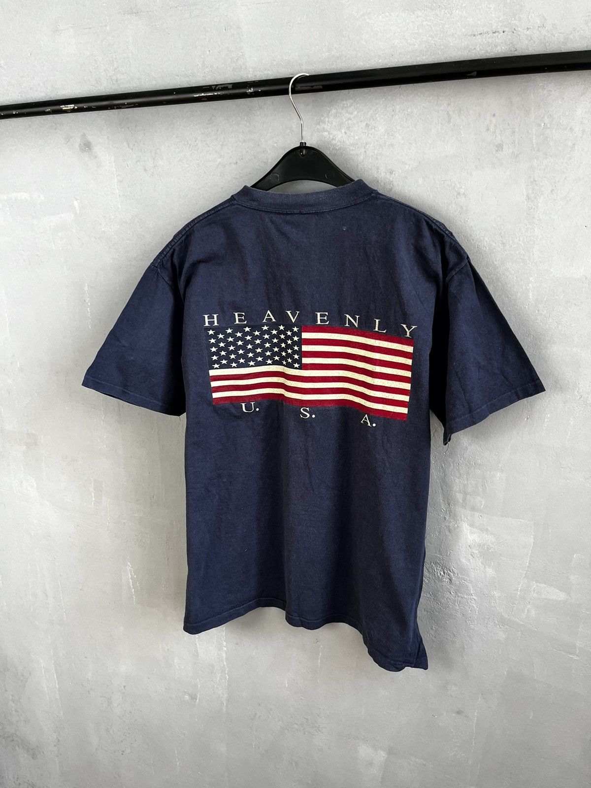 Vintage Heavenly USA T-shirt vintage Size US L / EU 52-54 / 3 - 5 Thumbnail