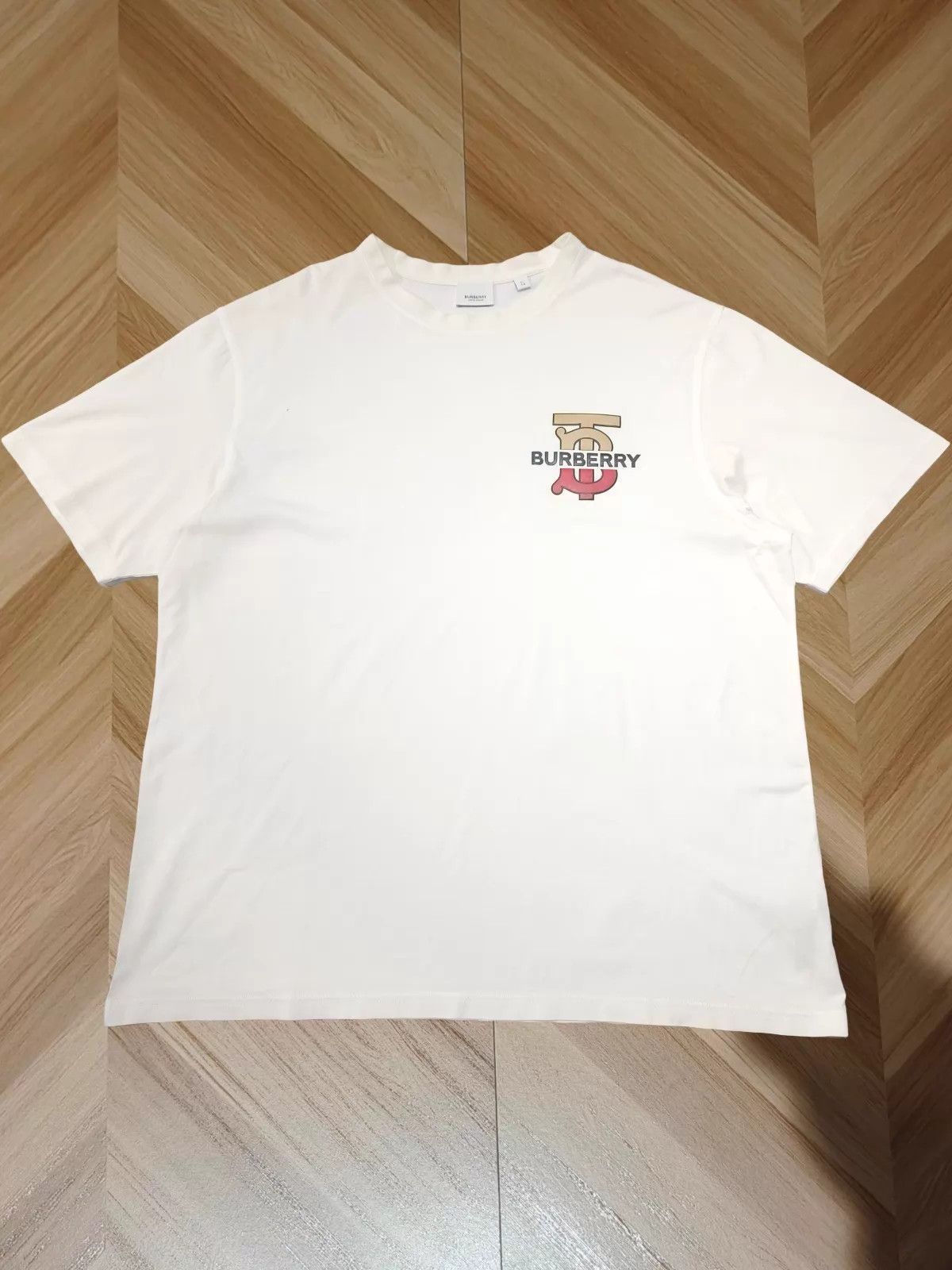 Burberry Burberry 99 New Short Sleeve Tee XL Size XL / US 12-14 / IT 48-50 - 1 Thumbnail